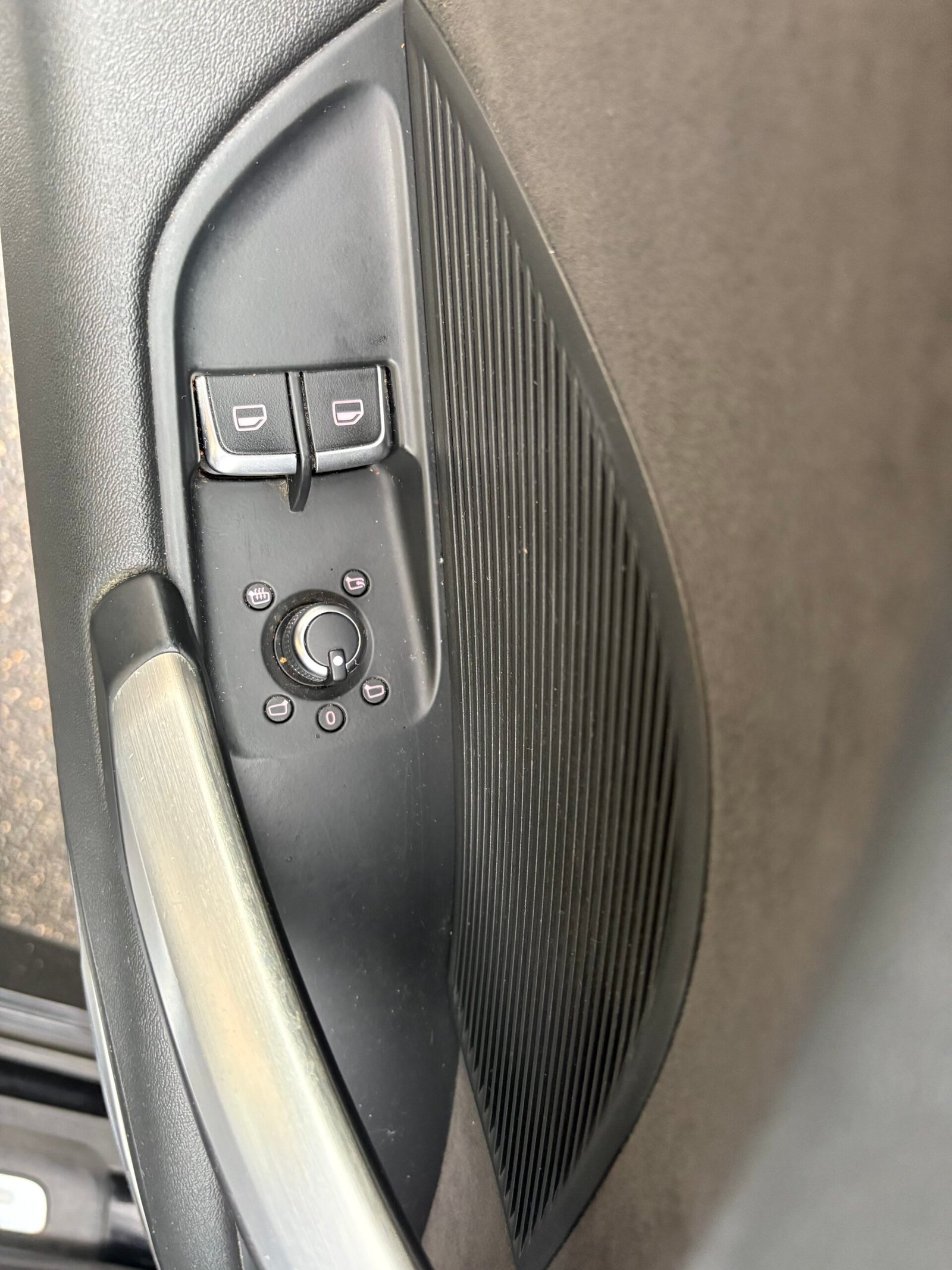 AUDI TTS 2.0 TFSi 16V Quattro S Tronic 310Ch