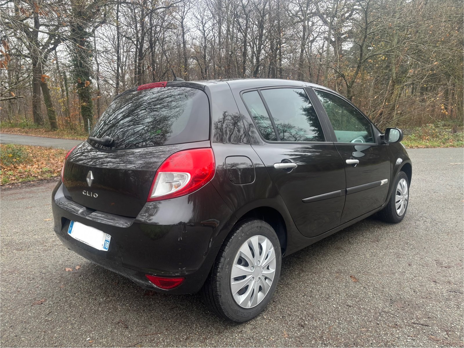 RENAULT Clio III 5 Portes Phase 2 1.2 TCe 100 TomTom