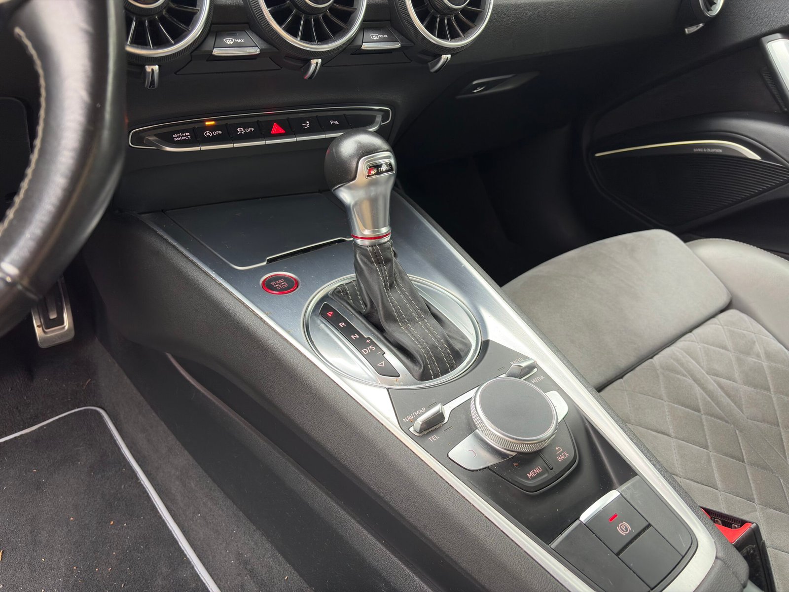 AUDI TTS 2.0 TFSi 16V Quattro S Tronic 310Ch