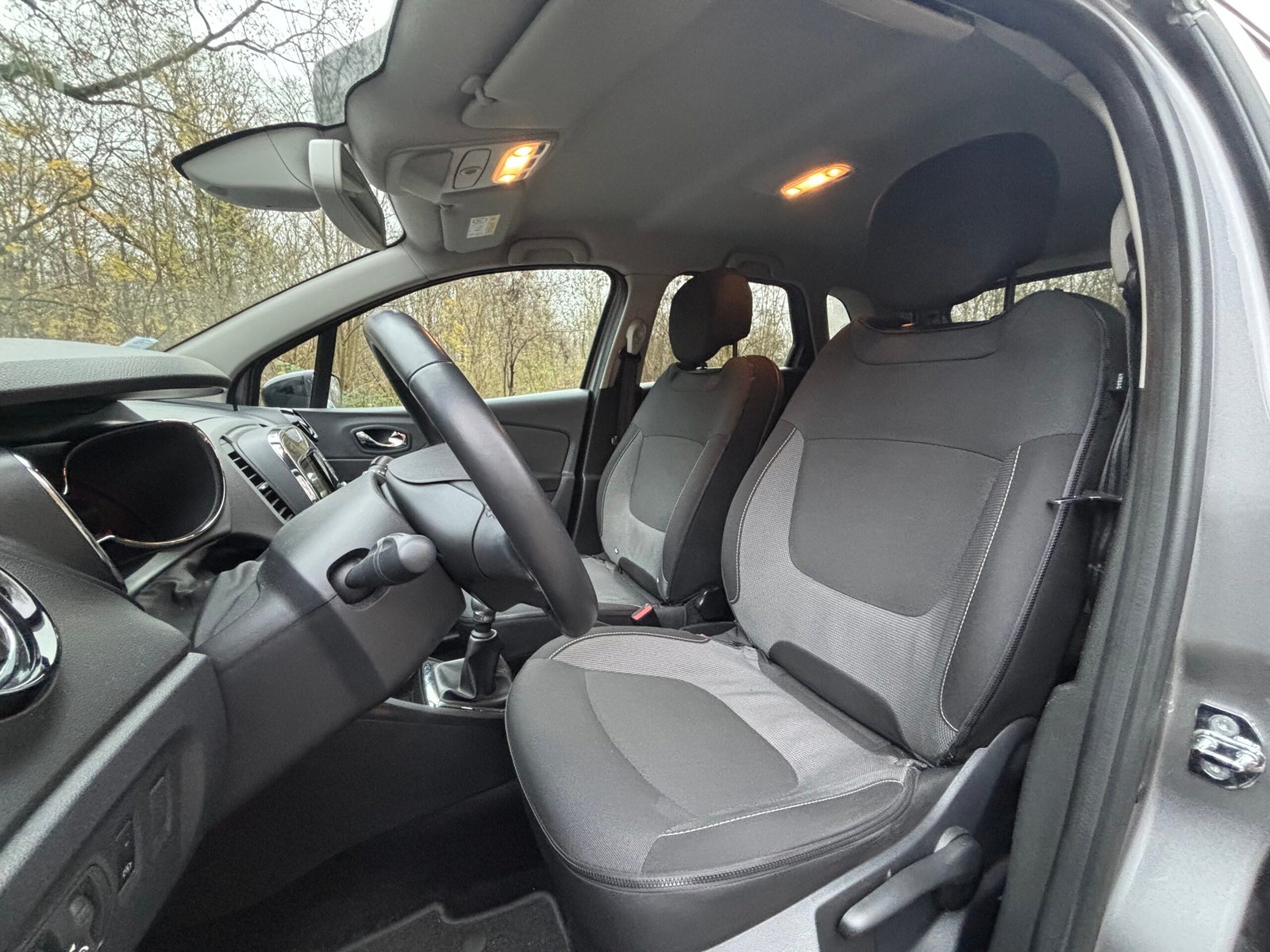 RENAULT Captur 0.9 TCe 12V eco2 S&S 90 cv INTENS