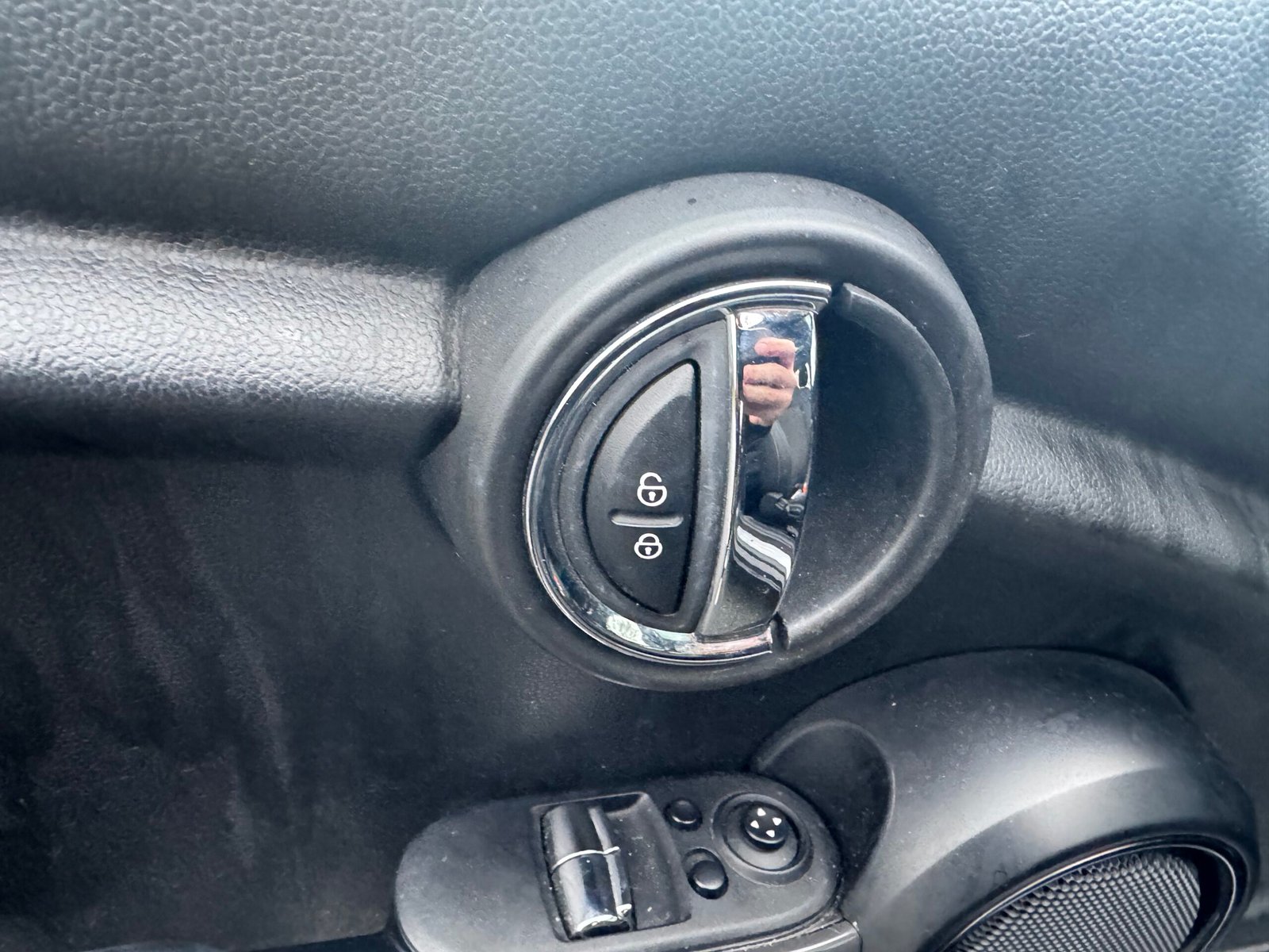 MINI One 1.2 i 102 ch finition « Salt »