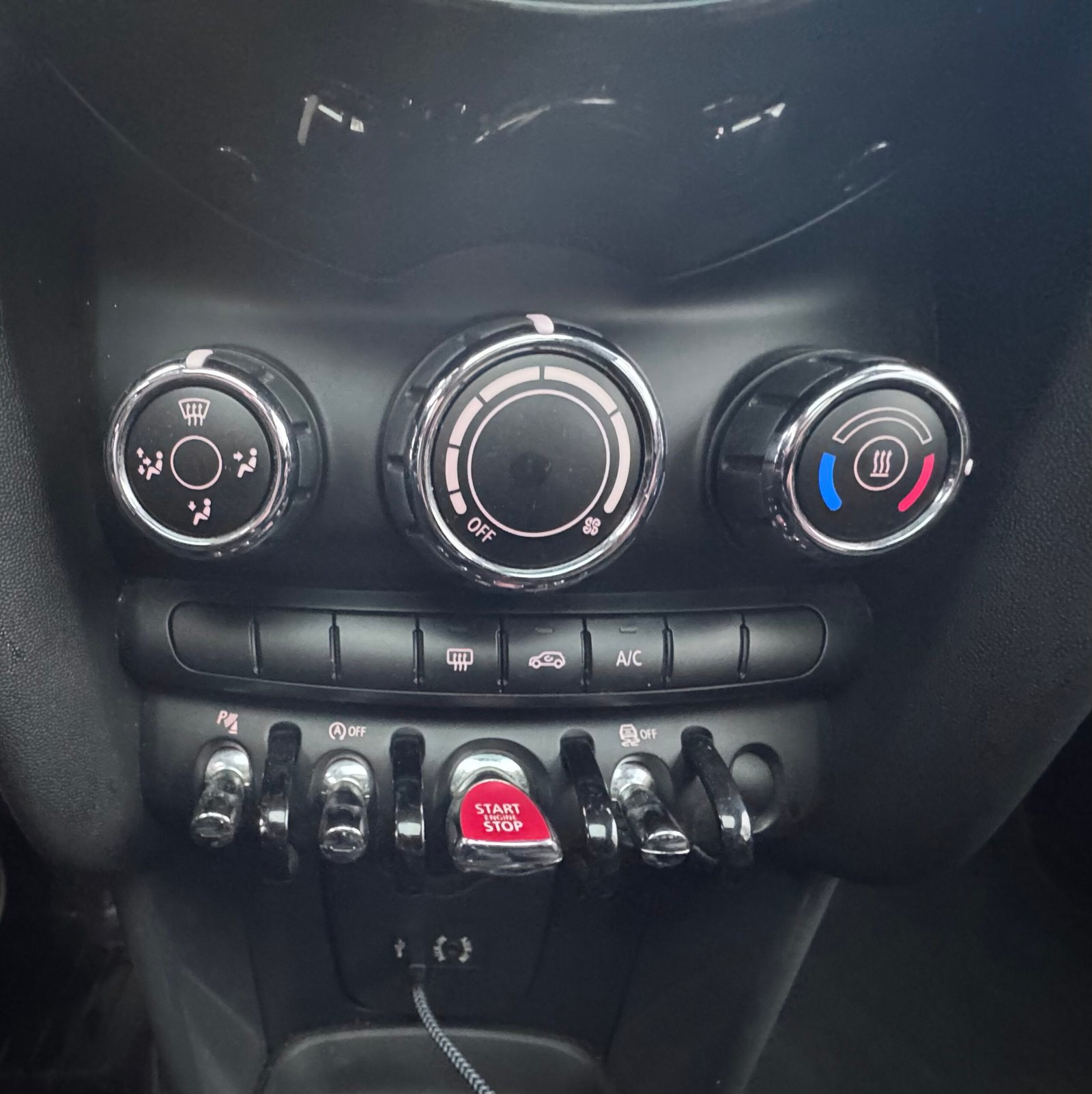 MINI One 1.2 i 102 ch finition « Salt »