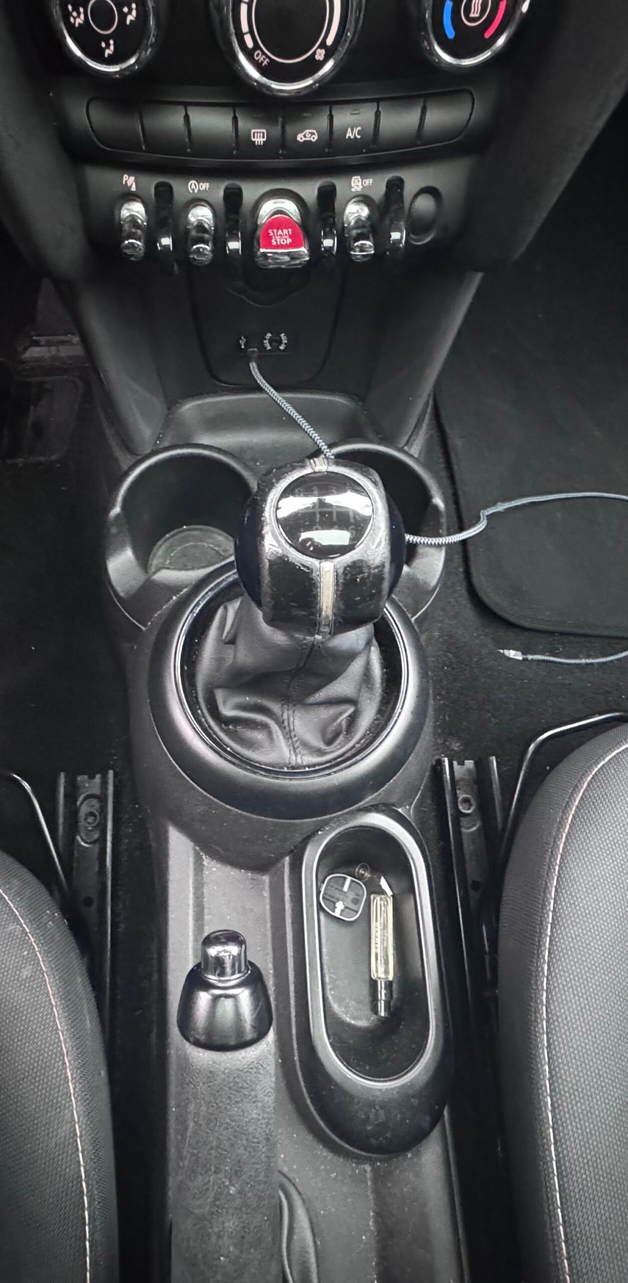 MINI One 1.2 i 102 ch finition « Salt »