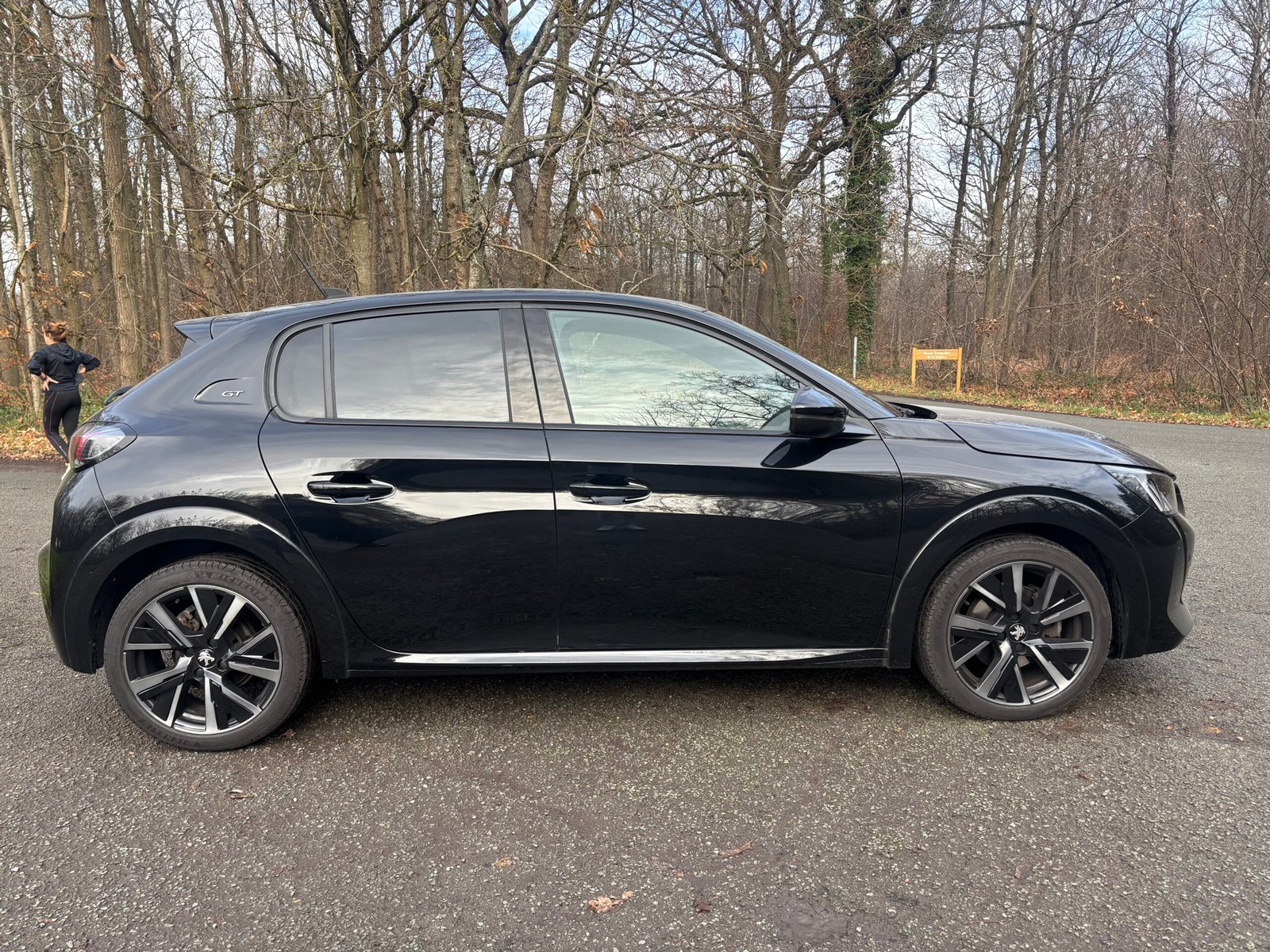 PEUGEOT 208 1.2 PureTech 12V S&S 100 cv GT