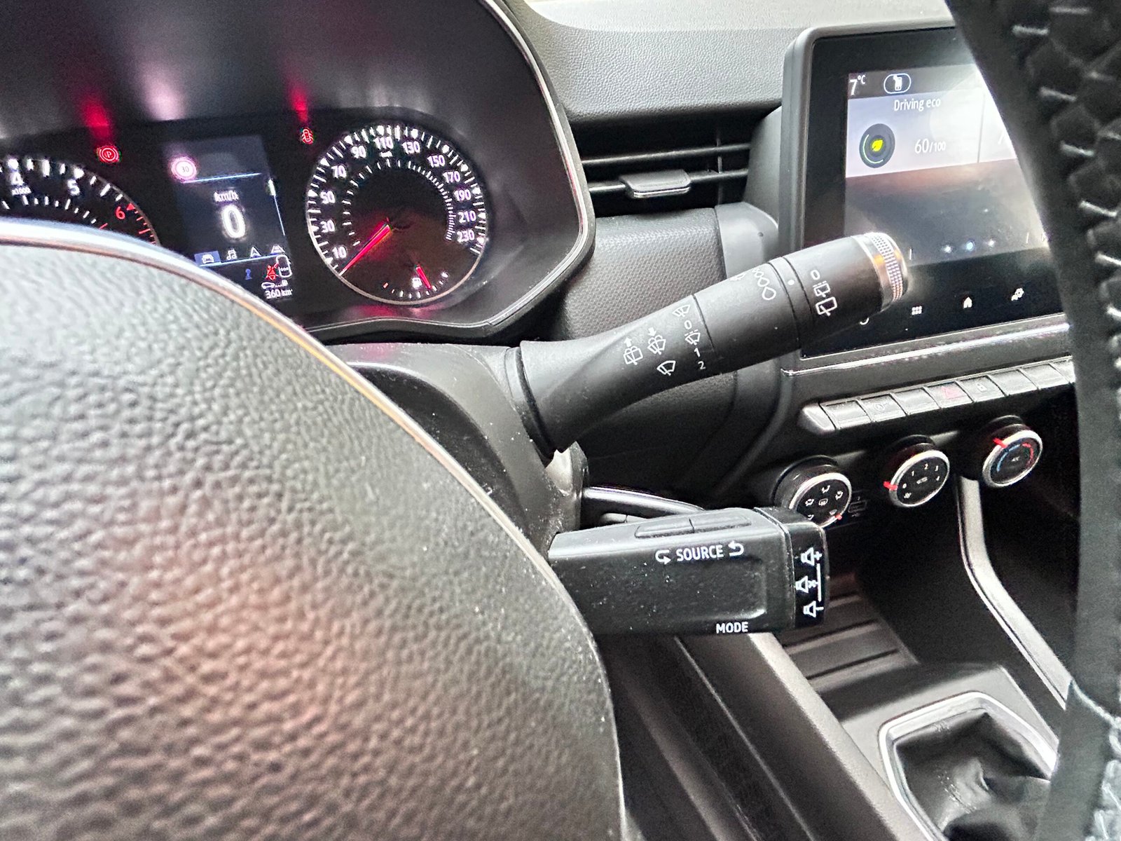 Renault clio V 1.0i 12V sce 65ch ” Limited “