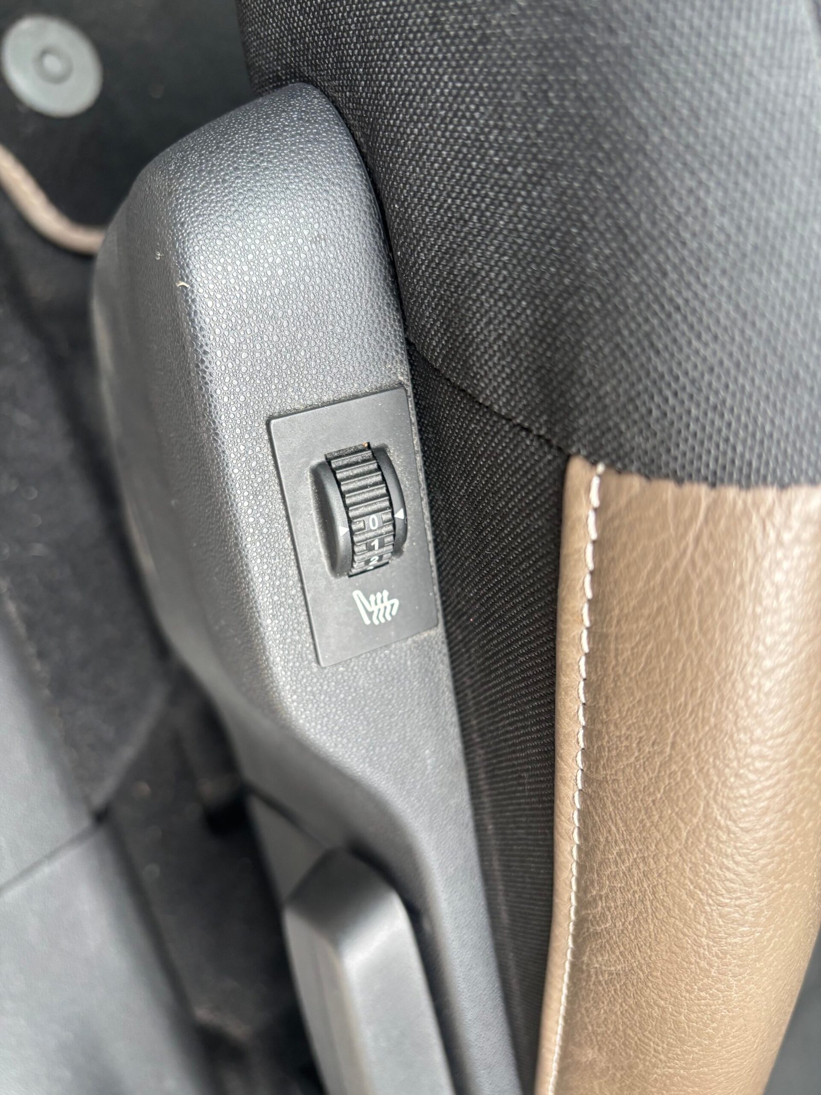 CITROËN C4 Cactus 1.2 e-THP 12V 110 cv SHINE