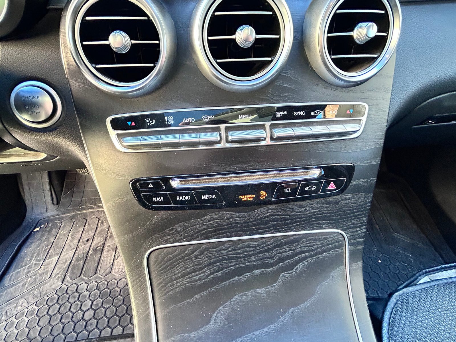 Mercedes Glc 250 D 4 matic 204ch ” BUSINESS EXÉCUTIVE “