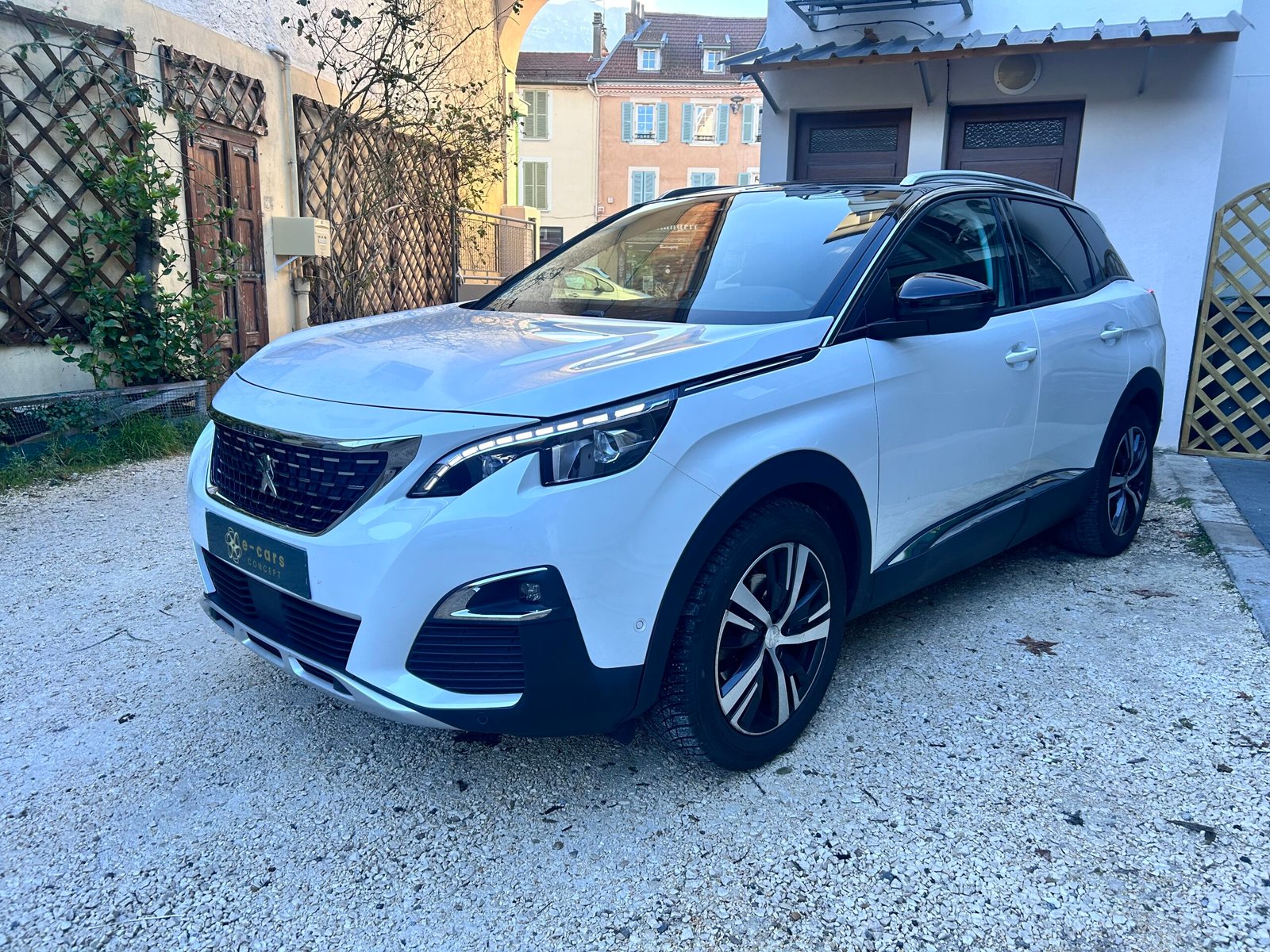 PEUGEOT 3008 II 1.5 bhdi 16V EAT6 S&S 130Ch ” Allure “