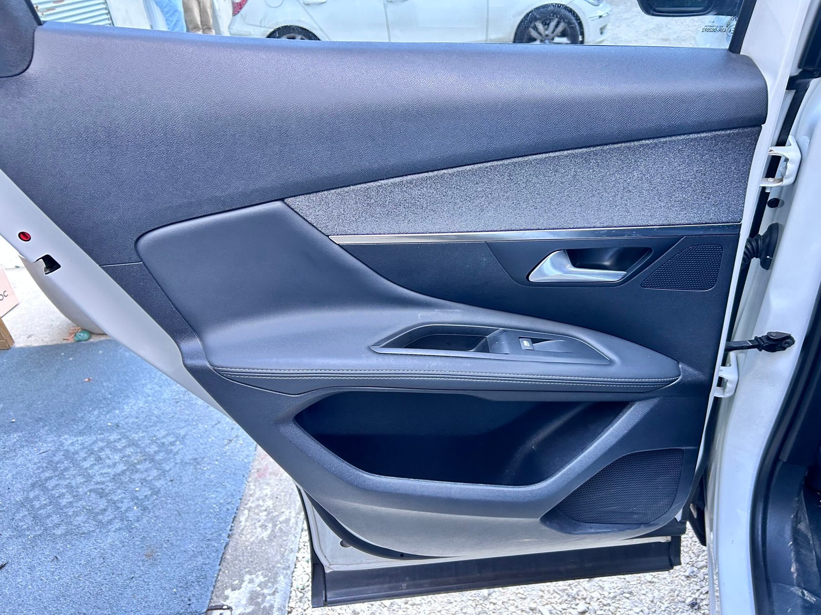 PEUGEOT 3008 II 1.5 bhdi 16V EAT6 S&S 130Ch ” Allure “