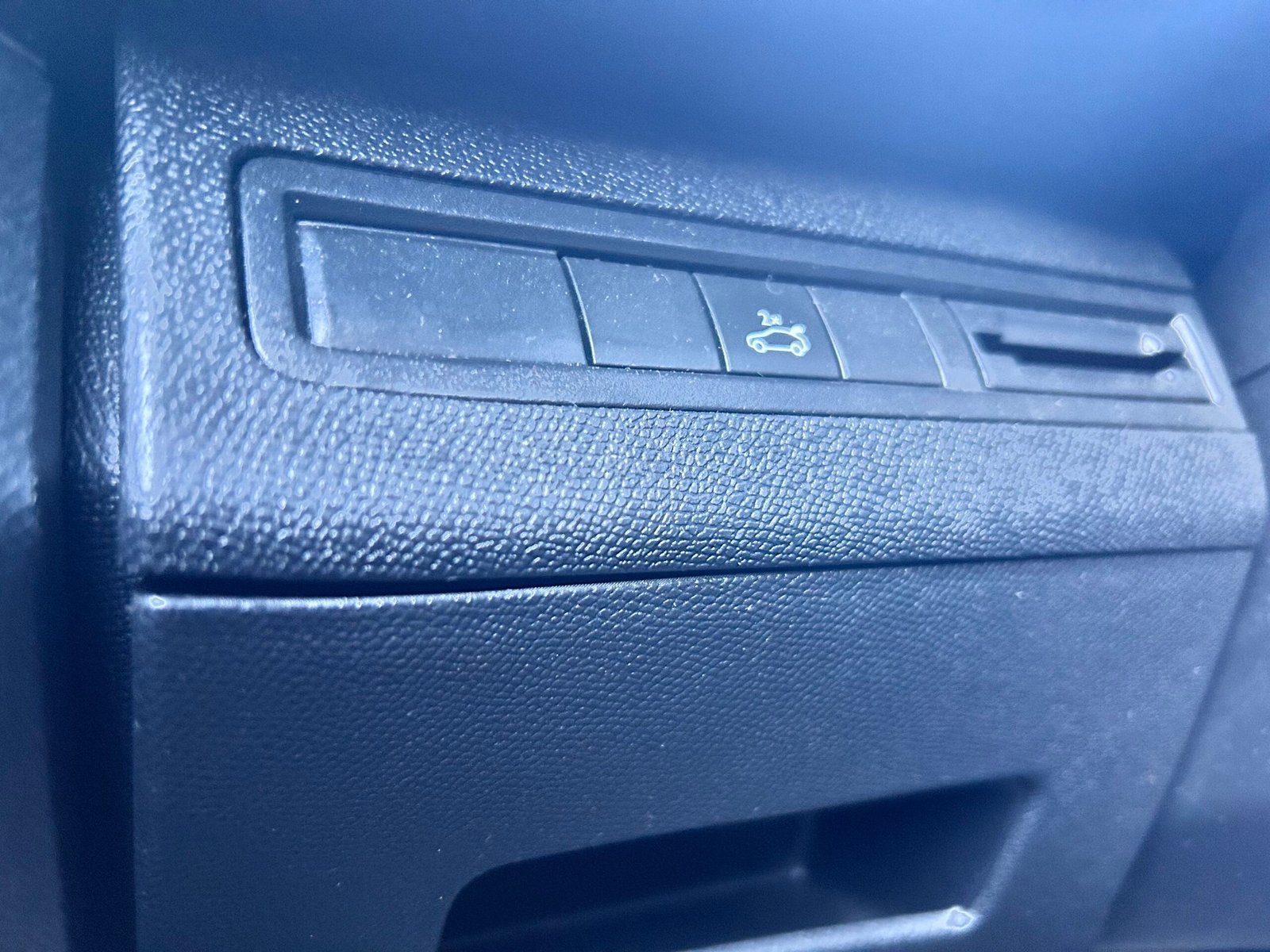 PEUGEOT 3008 II 1.5 bhdi 16V EAT6 S&S 130Ch ” Allure “