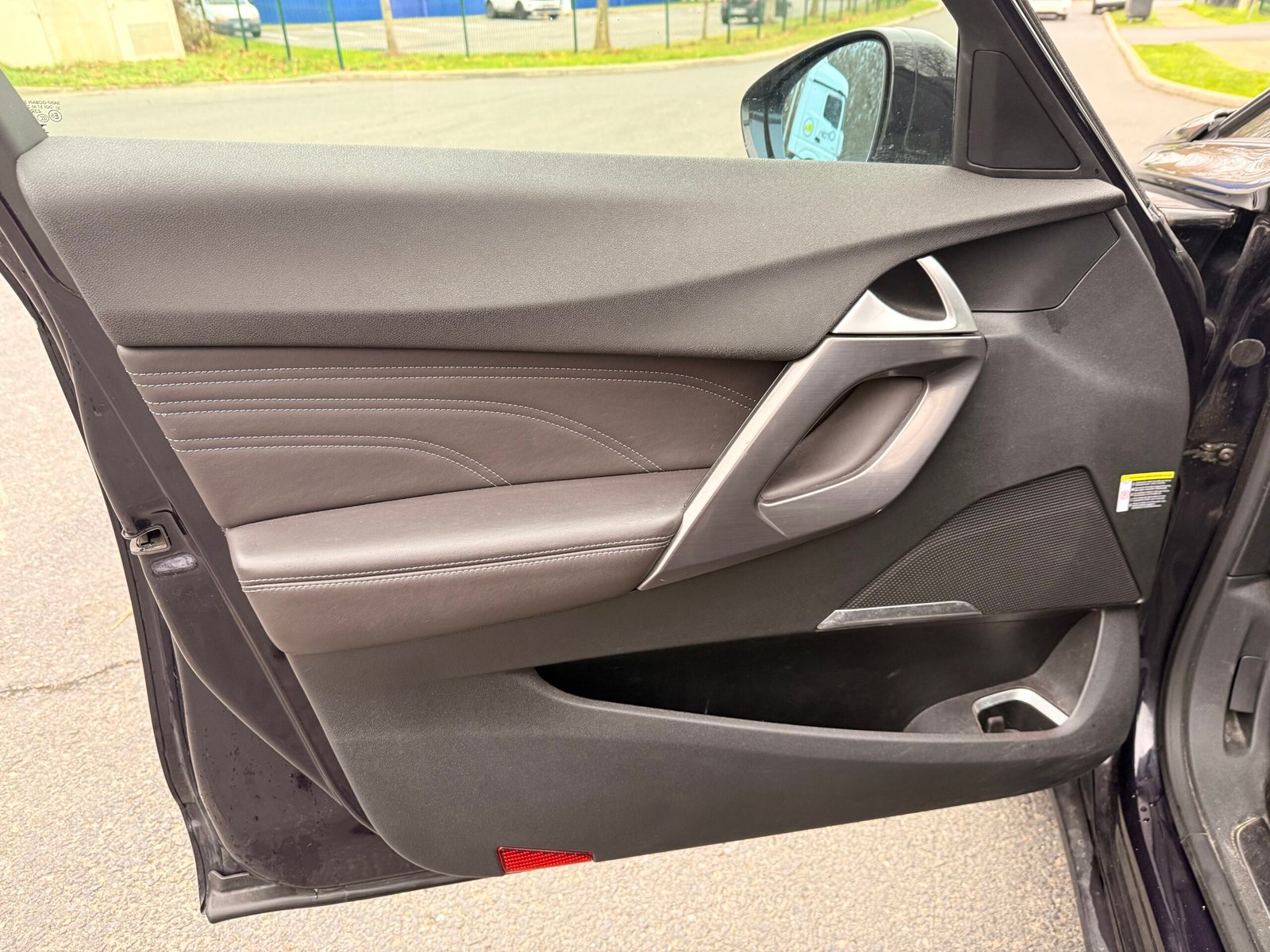 DS DS5 2.0 Blue HDi EAT6 181 cv Boîte auto