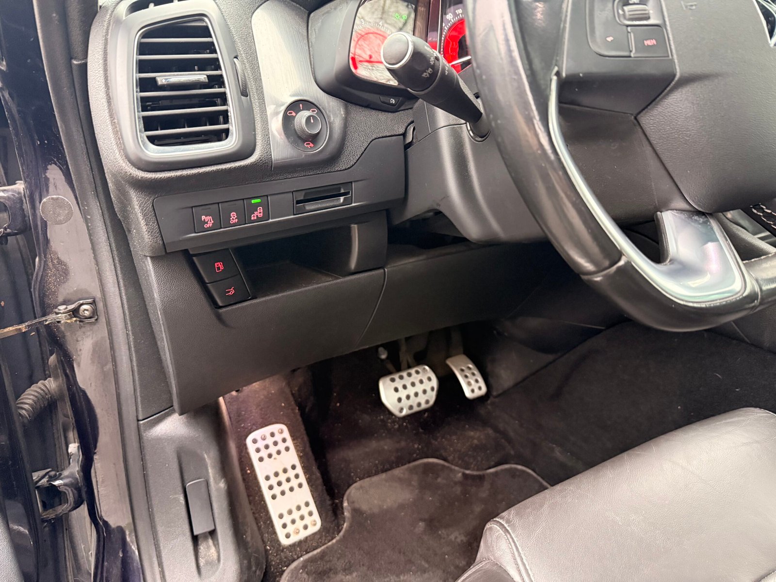 DS DS5 2.0 Blue HDi EAT6 181 cv Boîte auto