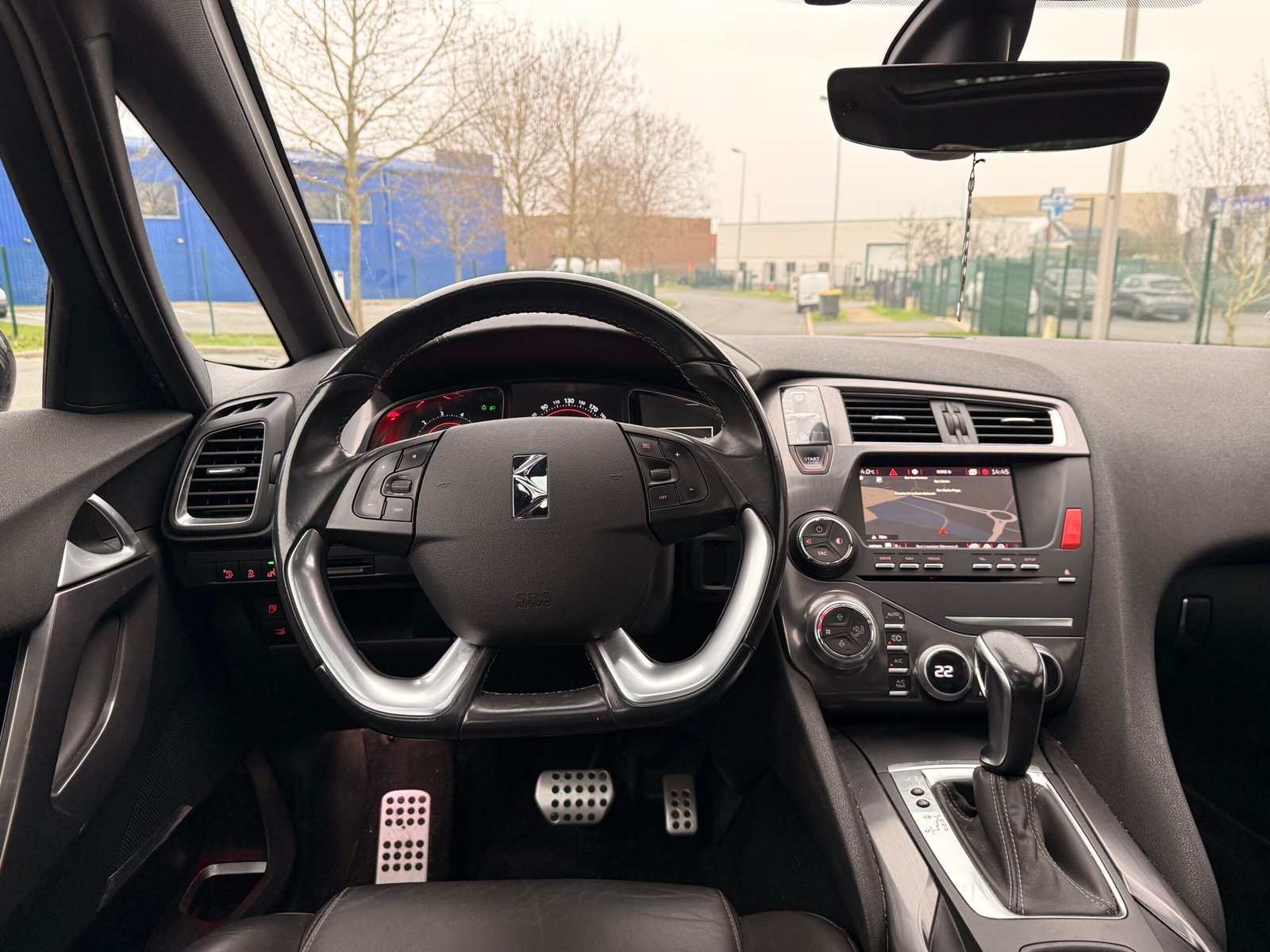 DS DS5 2.0 Blue HDi EAT6 181 cv Boîte auto