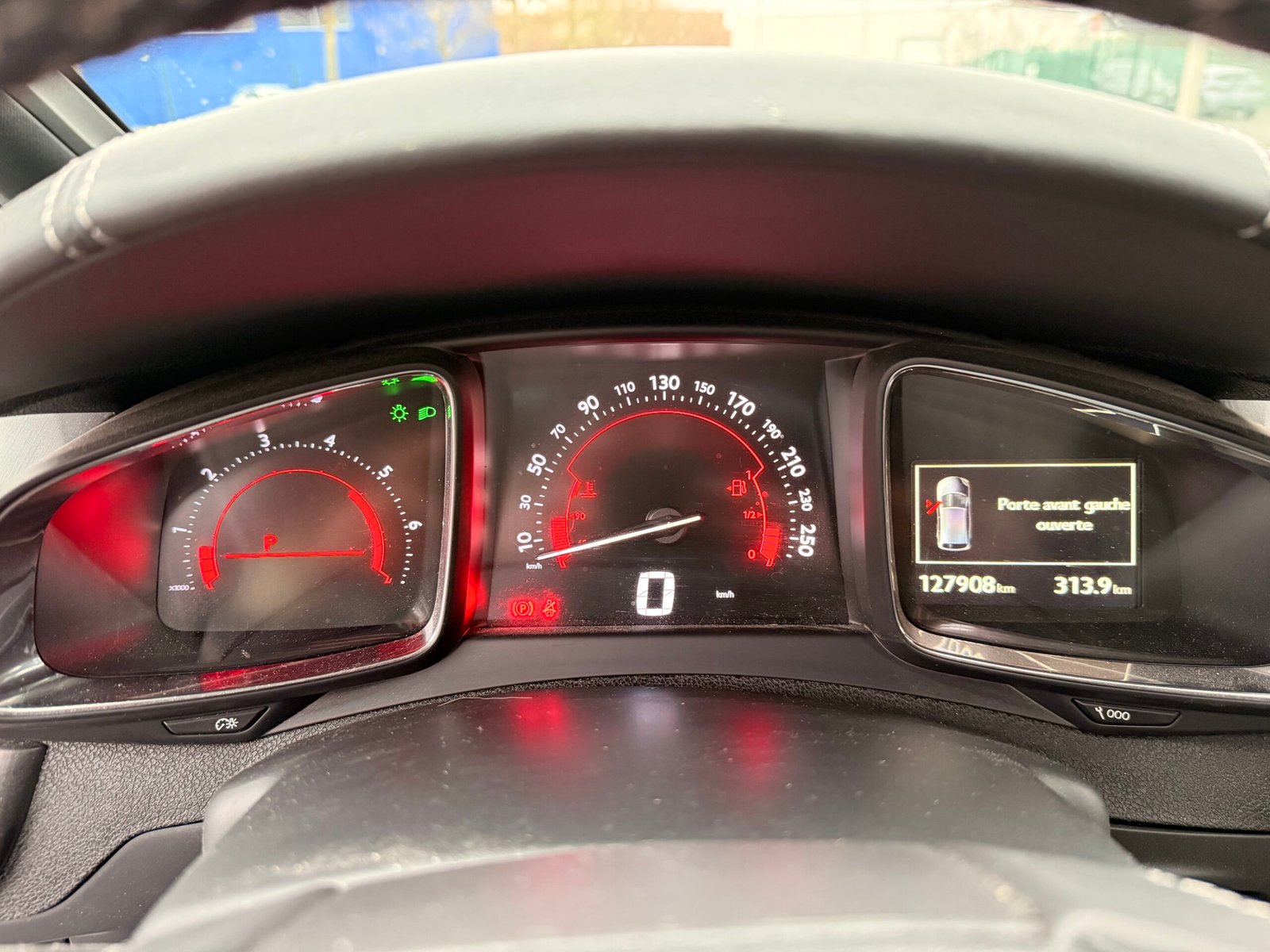 DS DS5 2.0 Blue HDi EAT6 181 cv Boîte auto