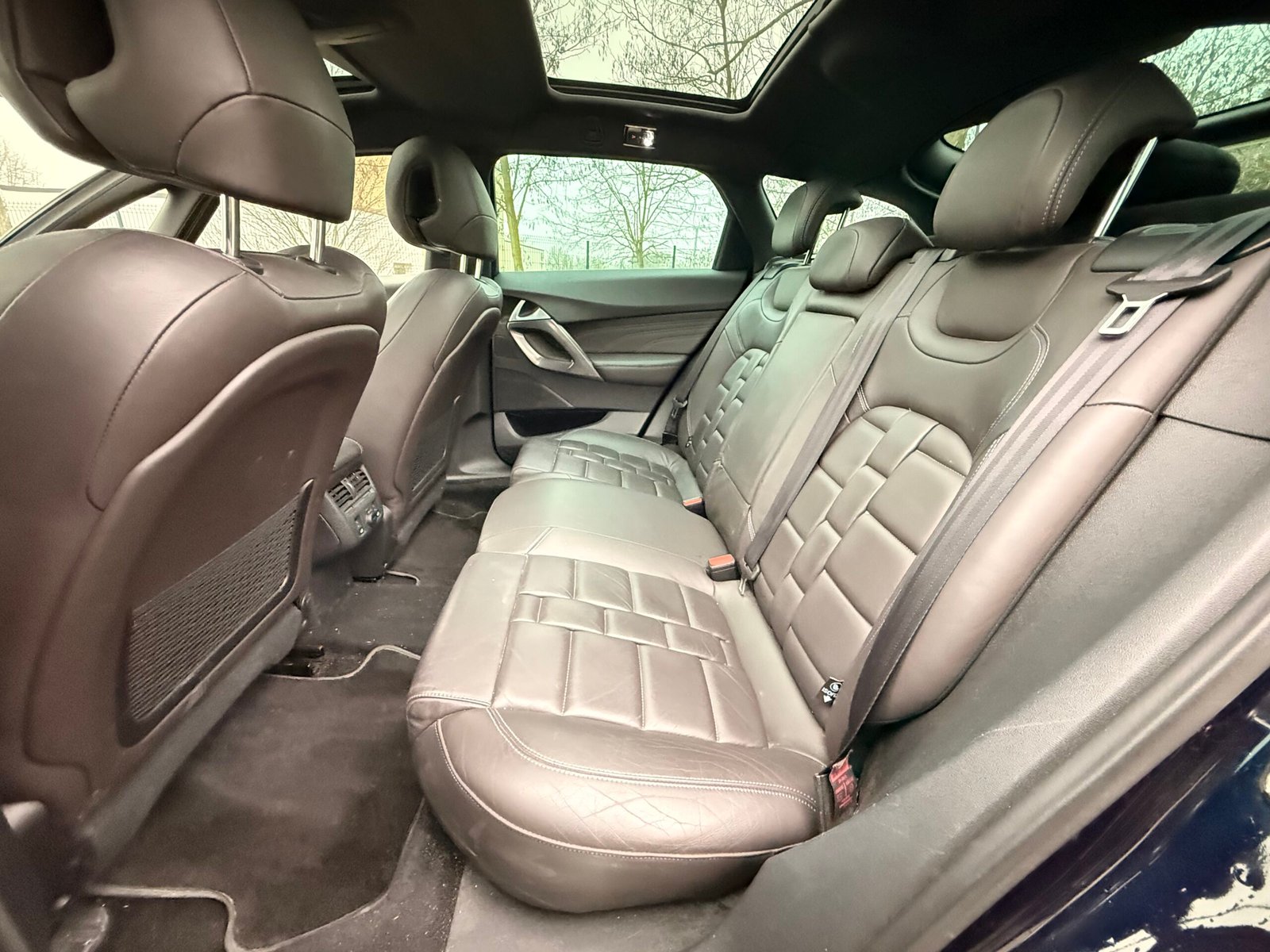 DS DS5 2.0 Blue HDi EAT6 181 cv Boîte auto