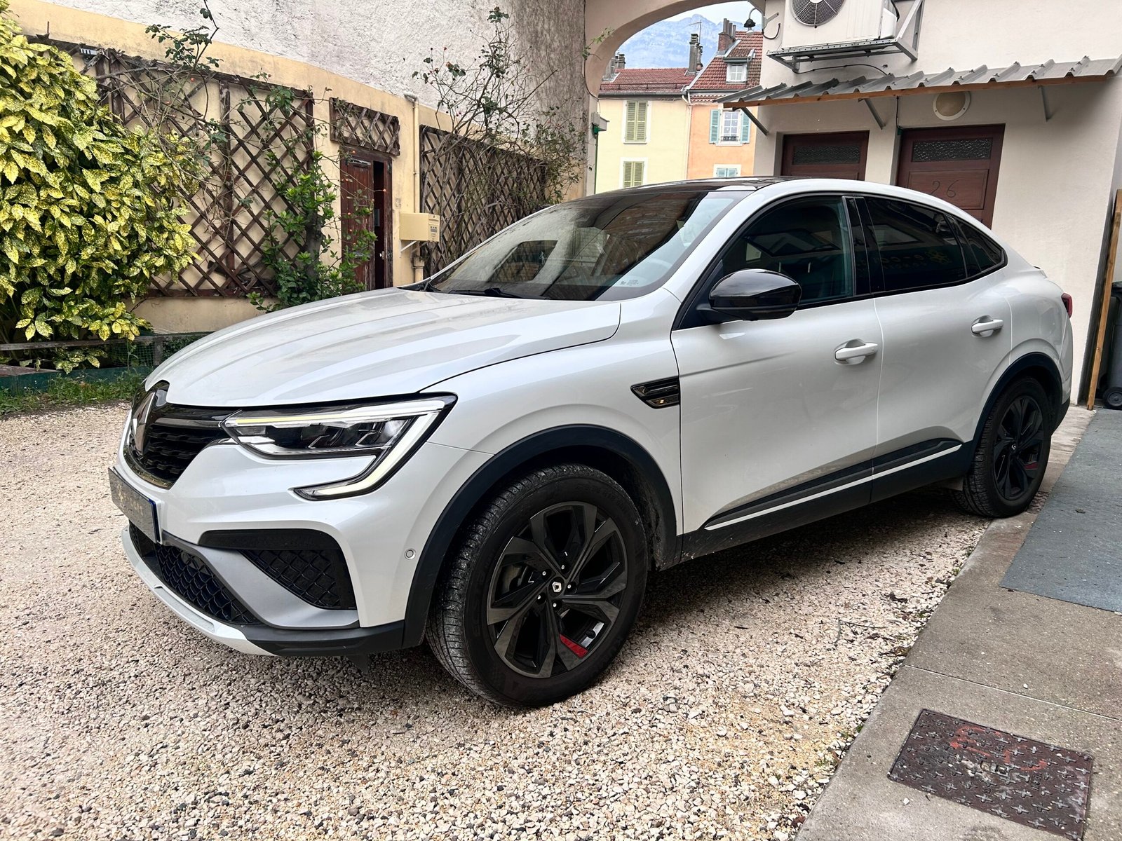 RENAULT ARKANA HYBRIDE S&S 145Ch “RS LINE”