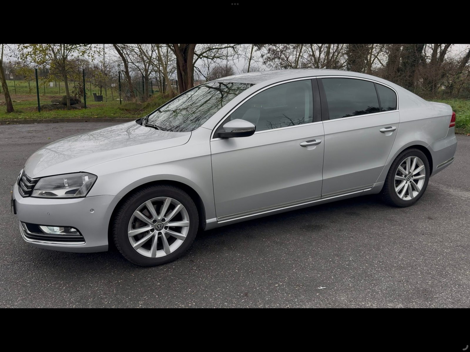 VOLKSWAGEN Passat (B7) « Carat » 2.0 TDI Bluemotion DSG6 140ch