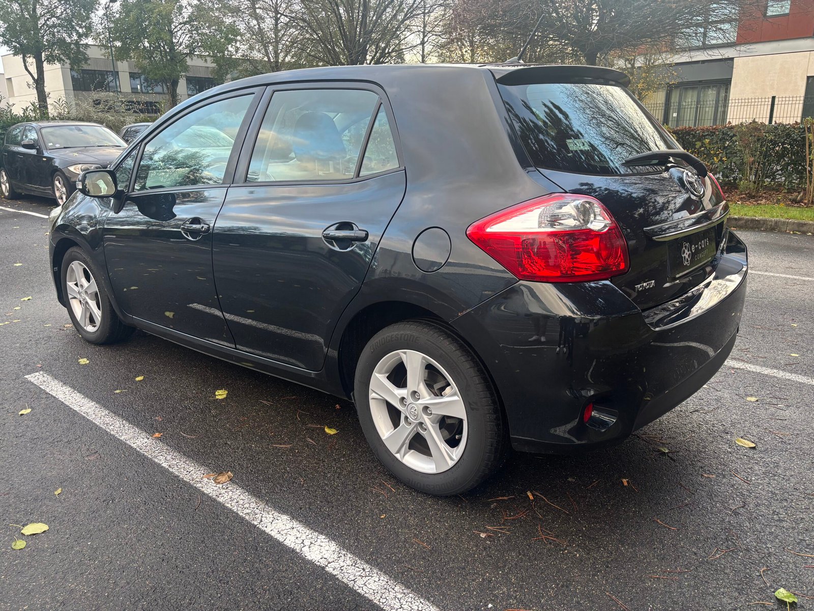 TOYOTA Auris (150) Phase 2 (Prod GB) 5 Portes 2.0 D-4D 126 cv