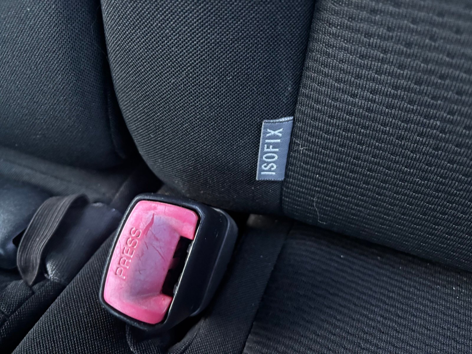 TOYOTA Auris (150) Phase 2 (Prod GB) 5 Portes 2.0 D-4D 126 cv