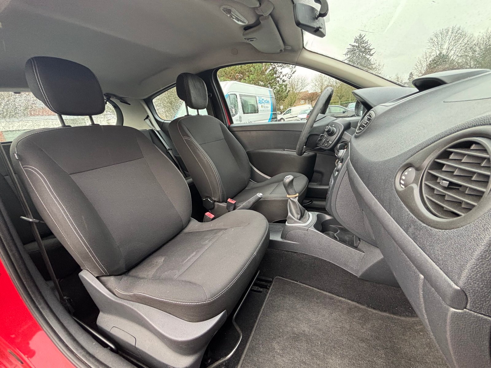 RENAULT Clio III Collection Alizé 3 Portes Phase 2 1.2 i 16V eco2 75 cv