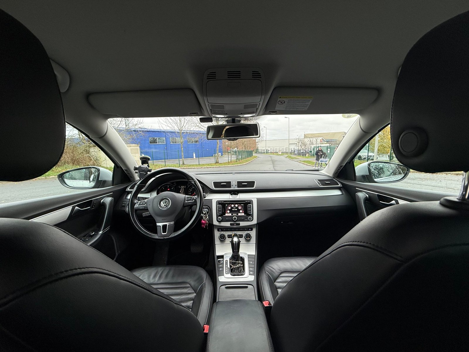 VOLKSWAGEN Passat (B7) « Carat » 2.0 TDI Bluemotion DSG6 140ch