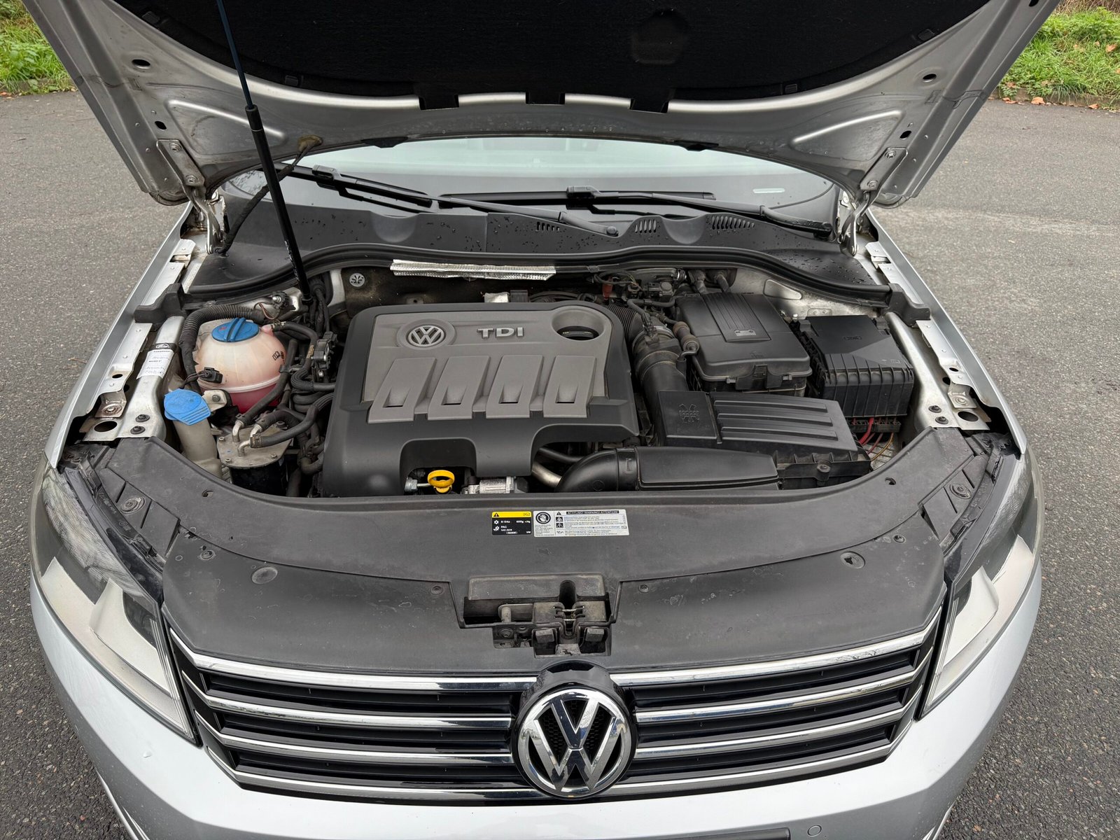 VOLKSWAGEN Passat (B7) « Carat » 2.0 TDI Bluemotion DSG6 140ch