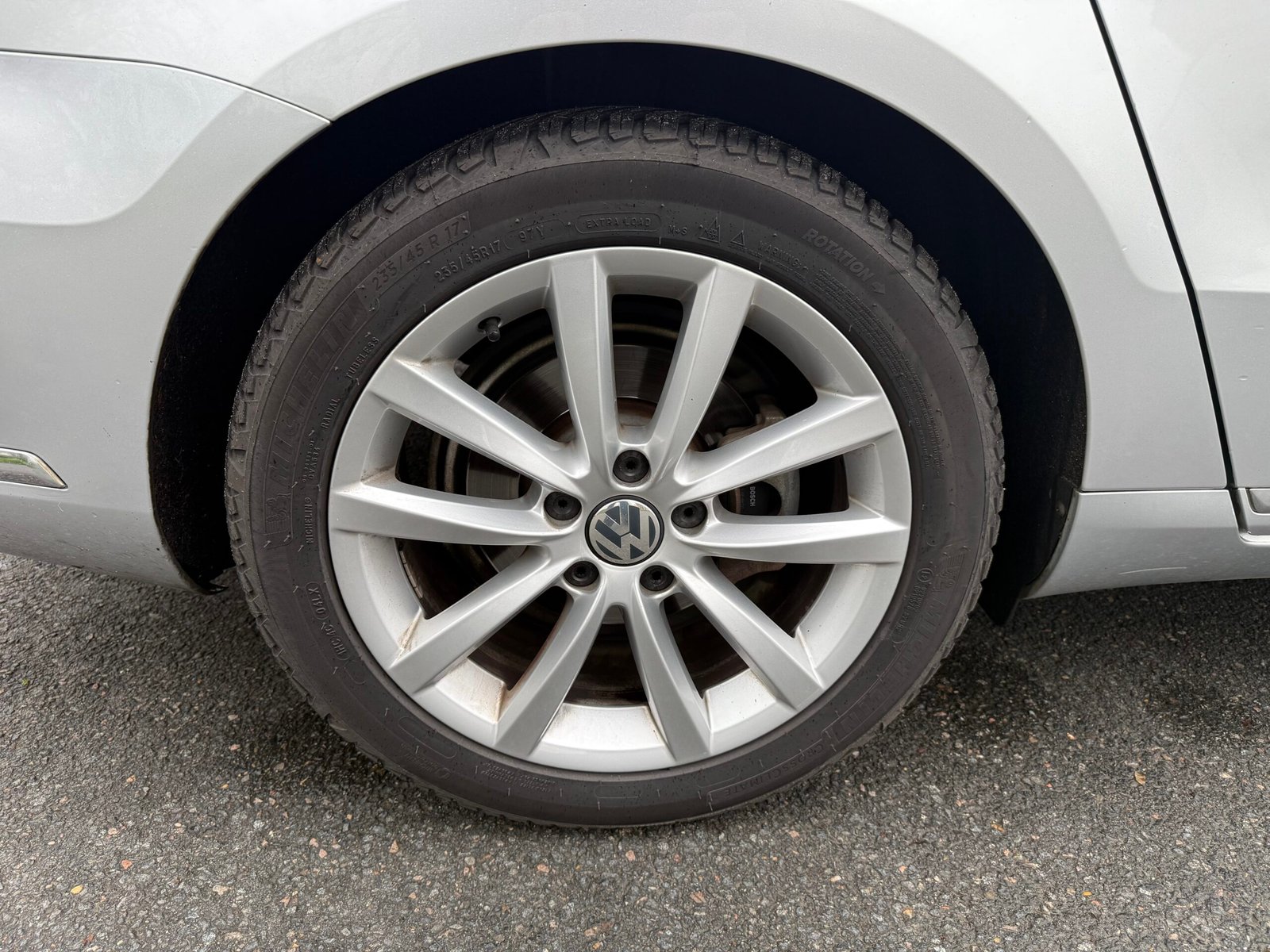 VOLKSWAGEN Passat (B7) « Carat » 2.0 TDI Bluemotion DSG6 140ch