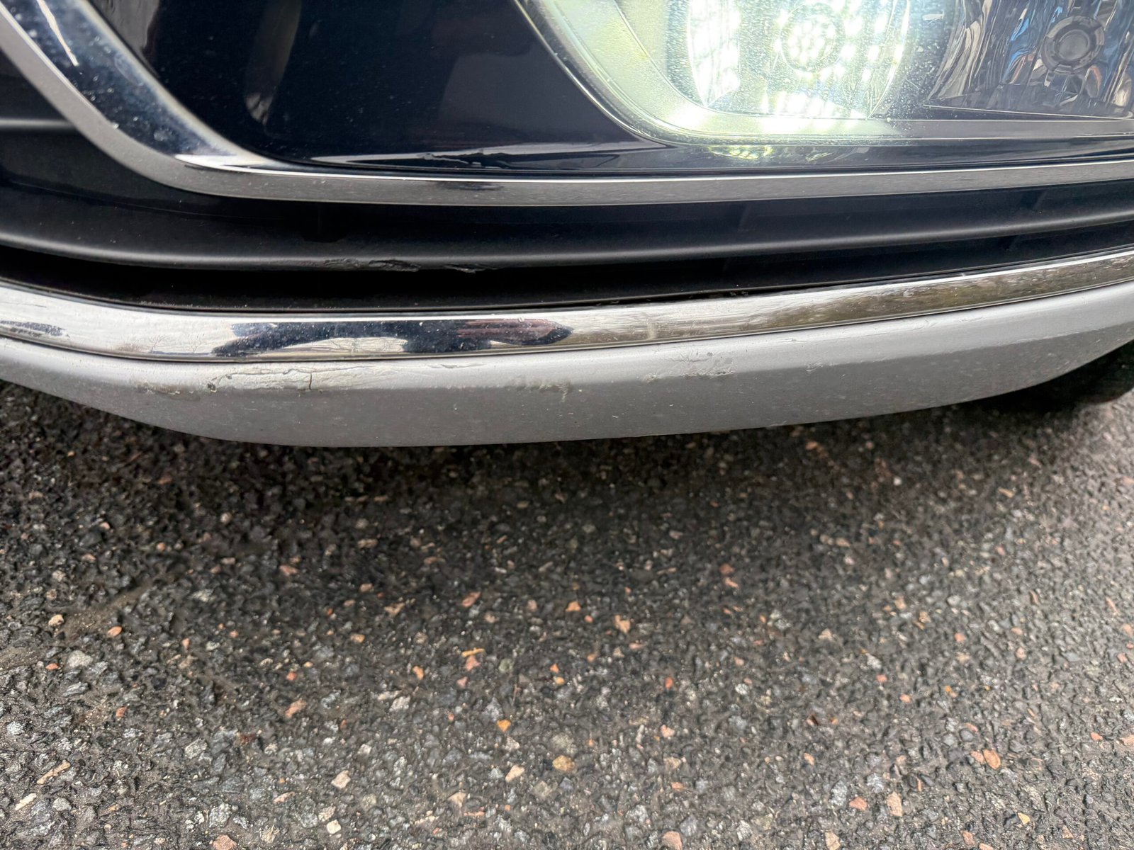 VOLKSWAGEN Passat (B7) « Carat » 2.0 TDI Bluemotion DSG6 140ch