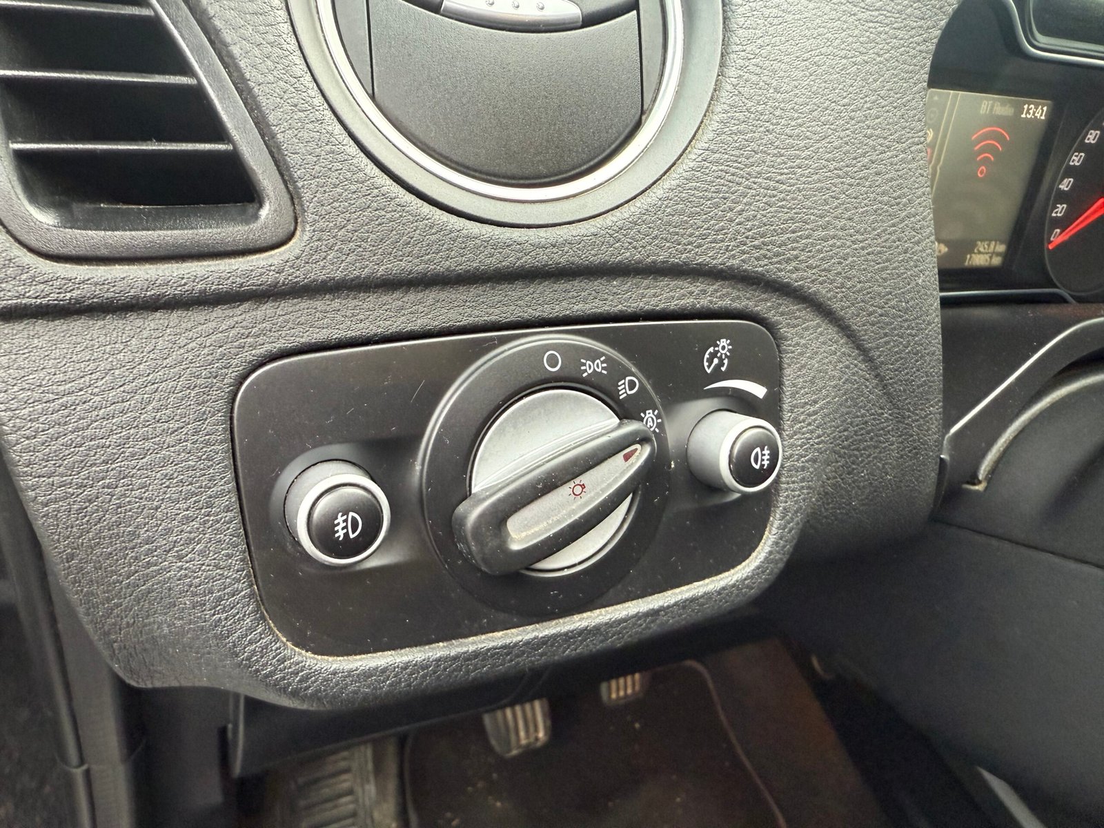 FORD S-Max Phase 2 2.0 TDCi FAP 136Ch finition « Titanium »