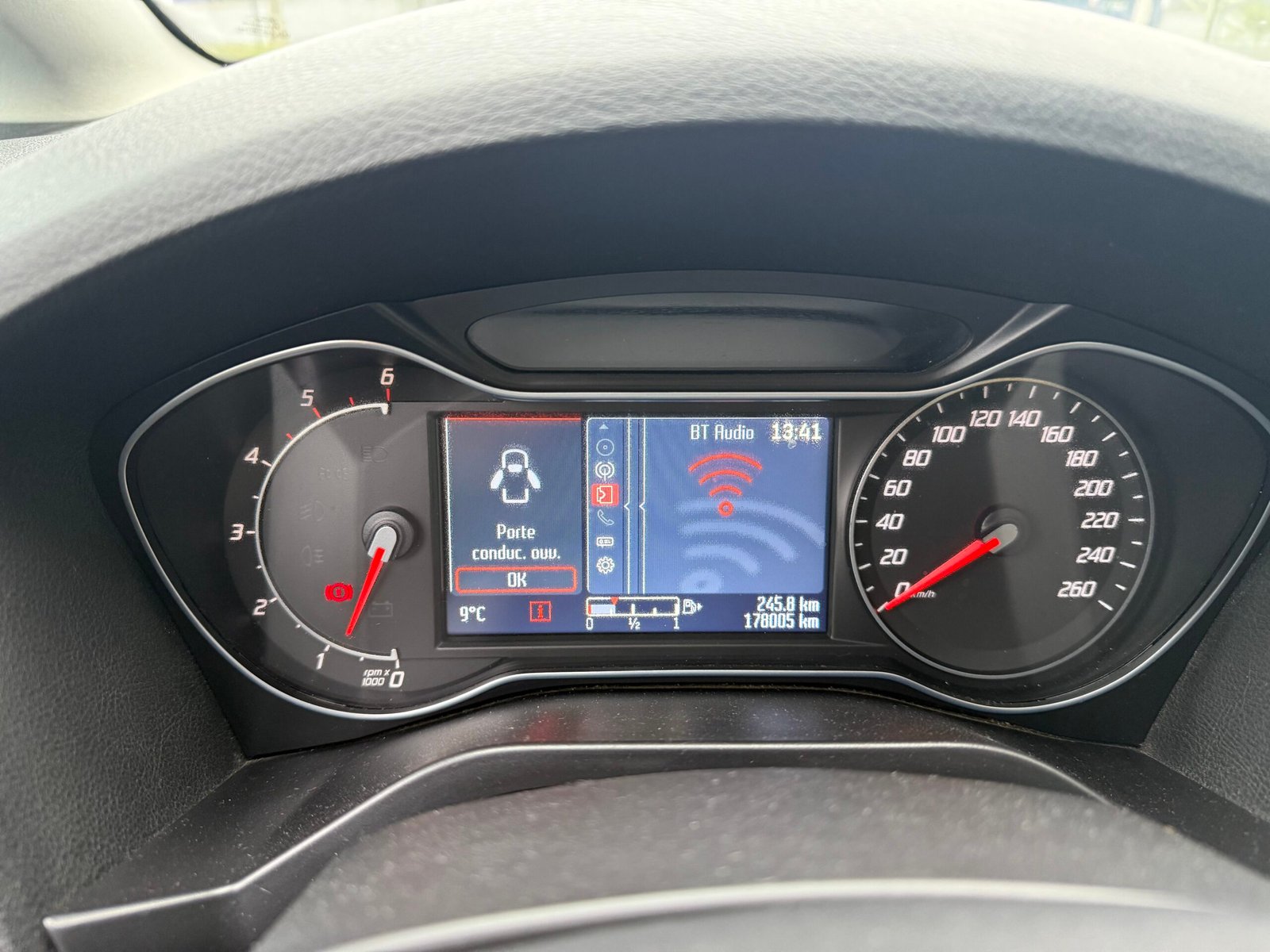 FORD S-Max Phase 2 2.0 TDCi FAP 136Ch finition « Titanium »