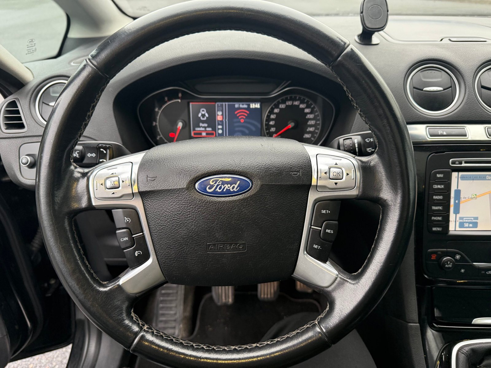 FORD S-Max Phase 2 2.0 TDCi FAP 136Ch finition « Titanium »