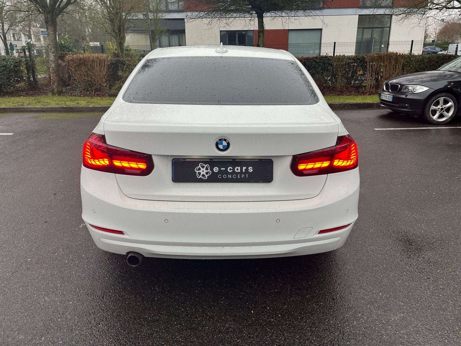 BMW Série 3 Pack Sport (F30) Berline 320i 2.0 16V 184 cv Boîte auto