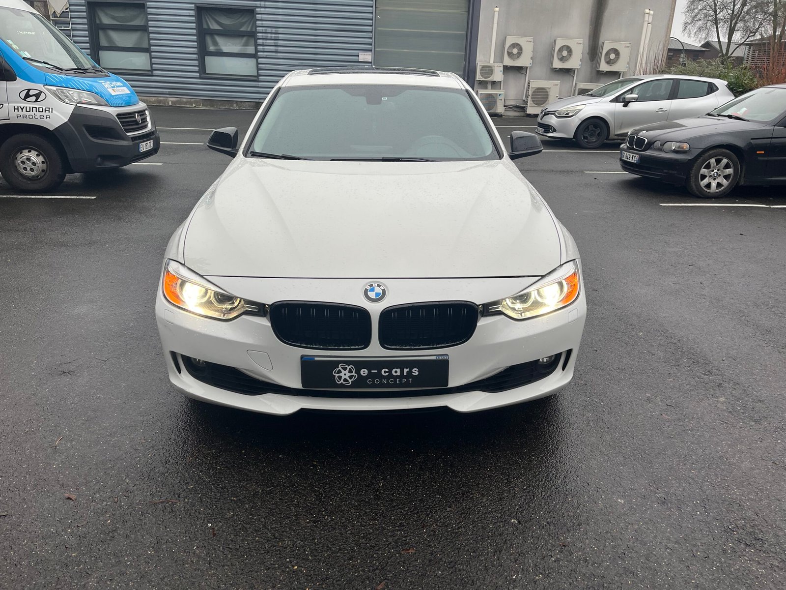 BMW Série 3 Pack Sport (F30) Berline 320i 2.0 16V 184 cv Boîte auto