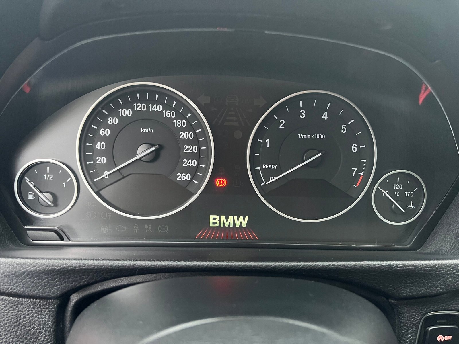 BMW Série 3 Pack Sport (F30) Berline 320i 2.0 16V 184 cv Boîte auto