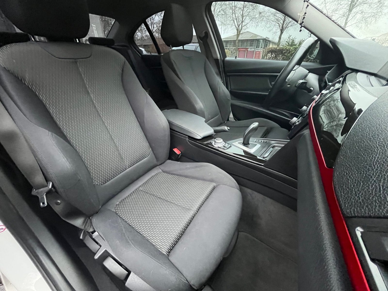 BMW Série 3 Pack Sport (F30) Berline 320i 2.0 16V 184 cv Boîte auto