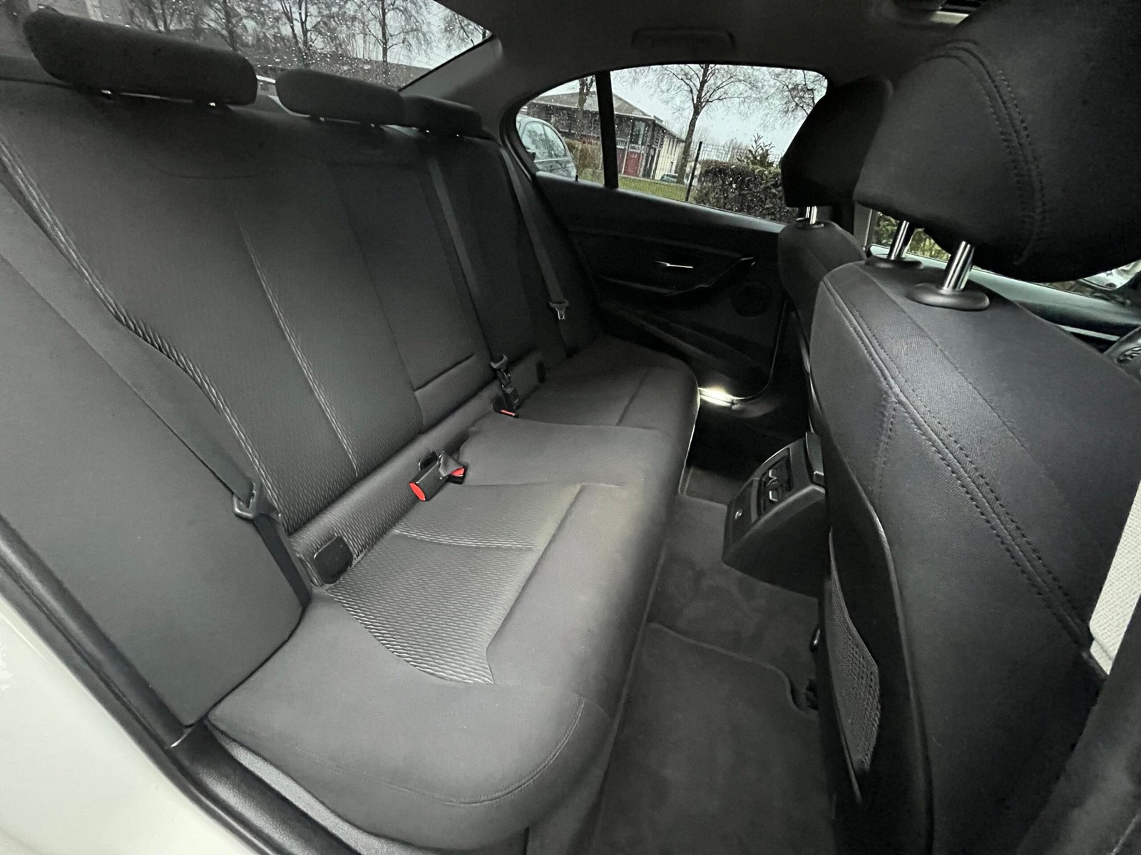 BMW Série 3 Pack Sport (F30) Berline 320i 2.0 16V 184 cv Boîte auto