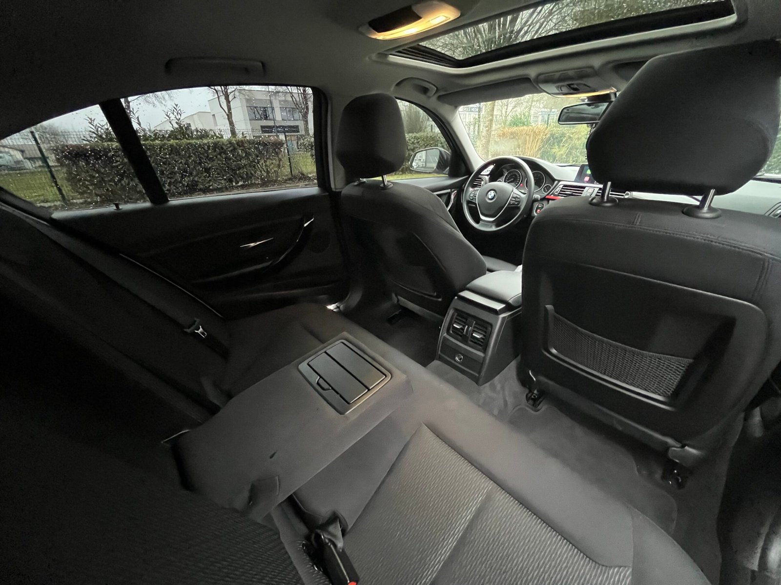 BMW Série 3 Pack Sport (F30) Berline 320i 2.0 16V 184 cv Boîte auto