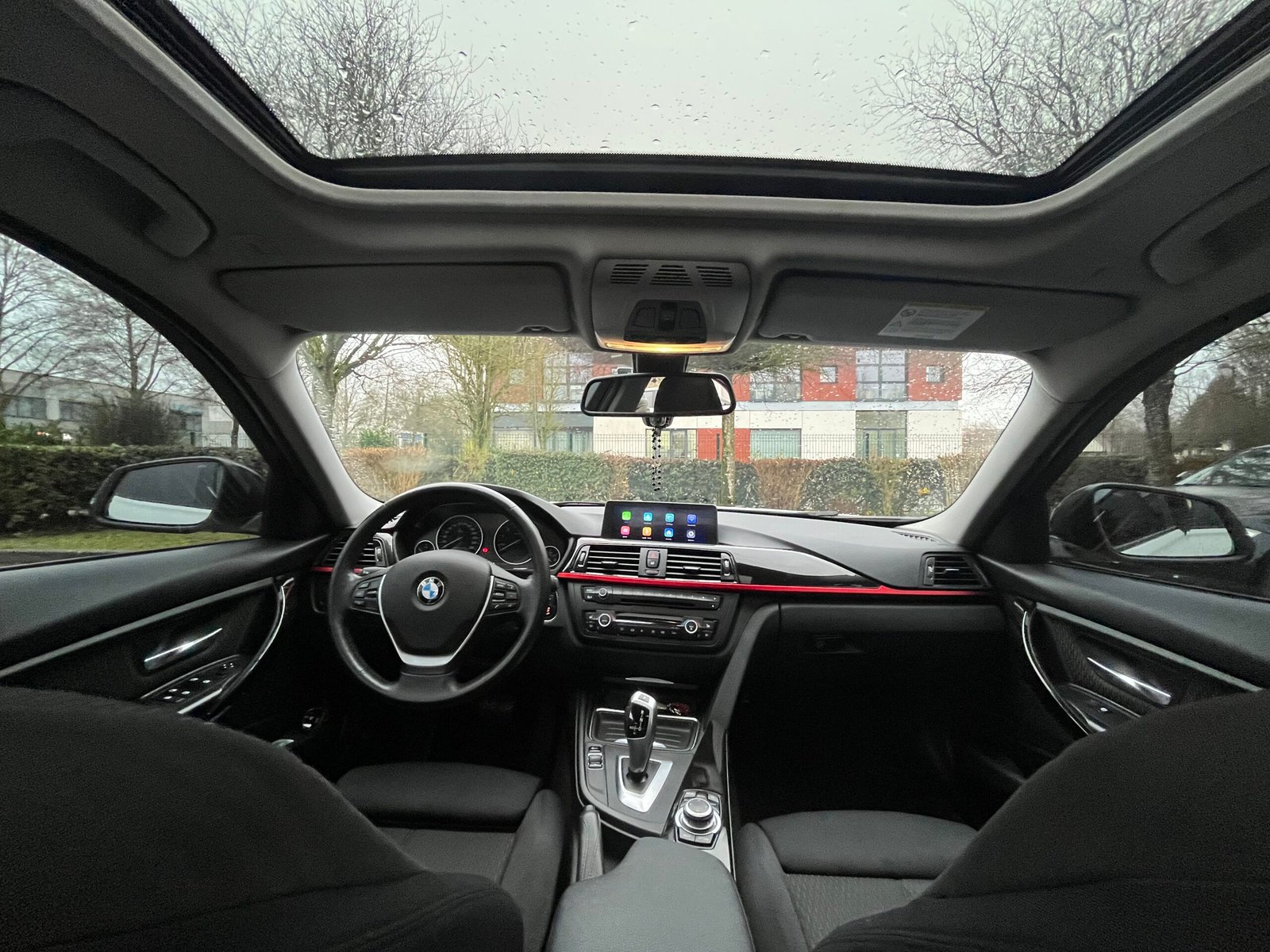 BMW Série 3 Pack Sport (F30) Berline 320i 2.0 16V 184 cv Boîte auto