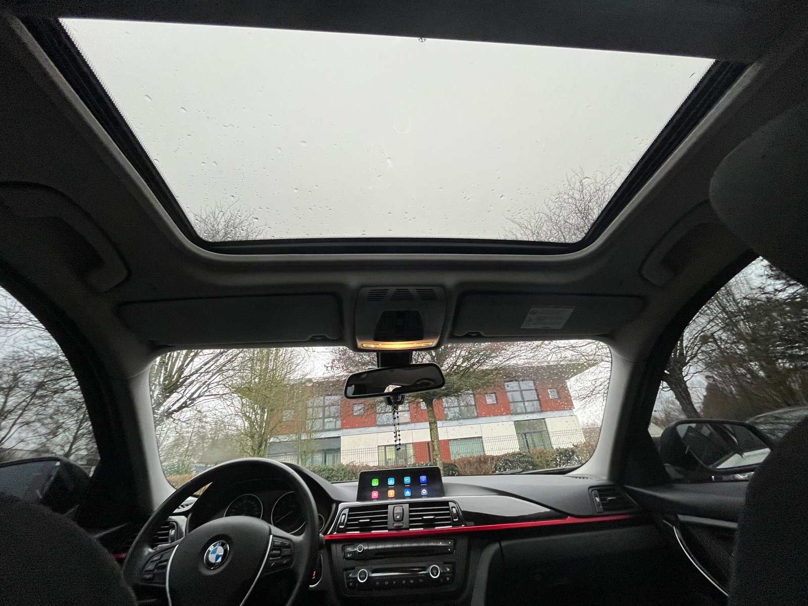 BMW Série 3 Pack Sport (F30) Berline 320i 2.0 16V 184 cv Boîte auto