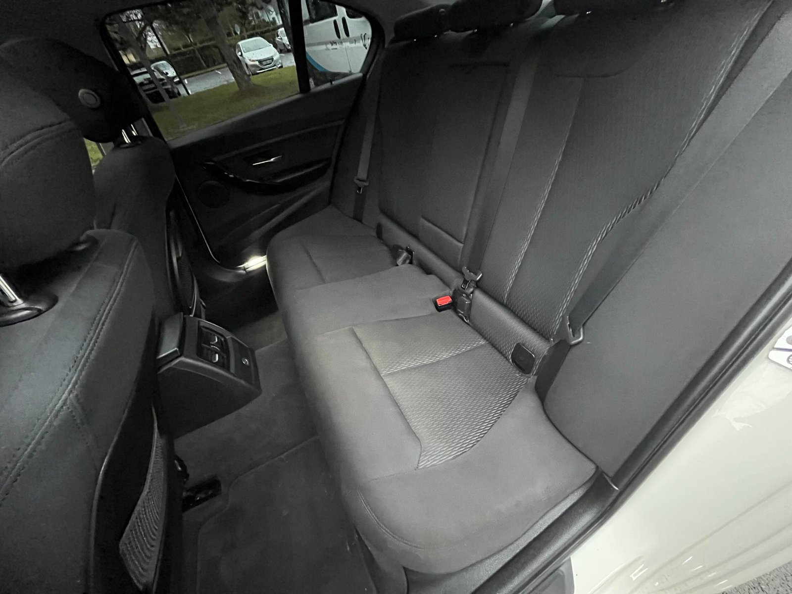 BMW Série 3 Pack Sport (F30) Berline 320i 2.0 16V 184 cv Boîte auto