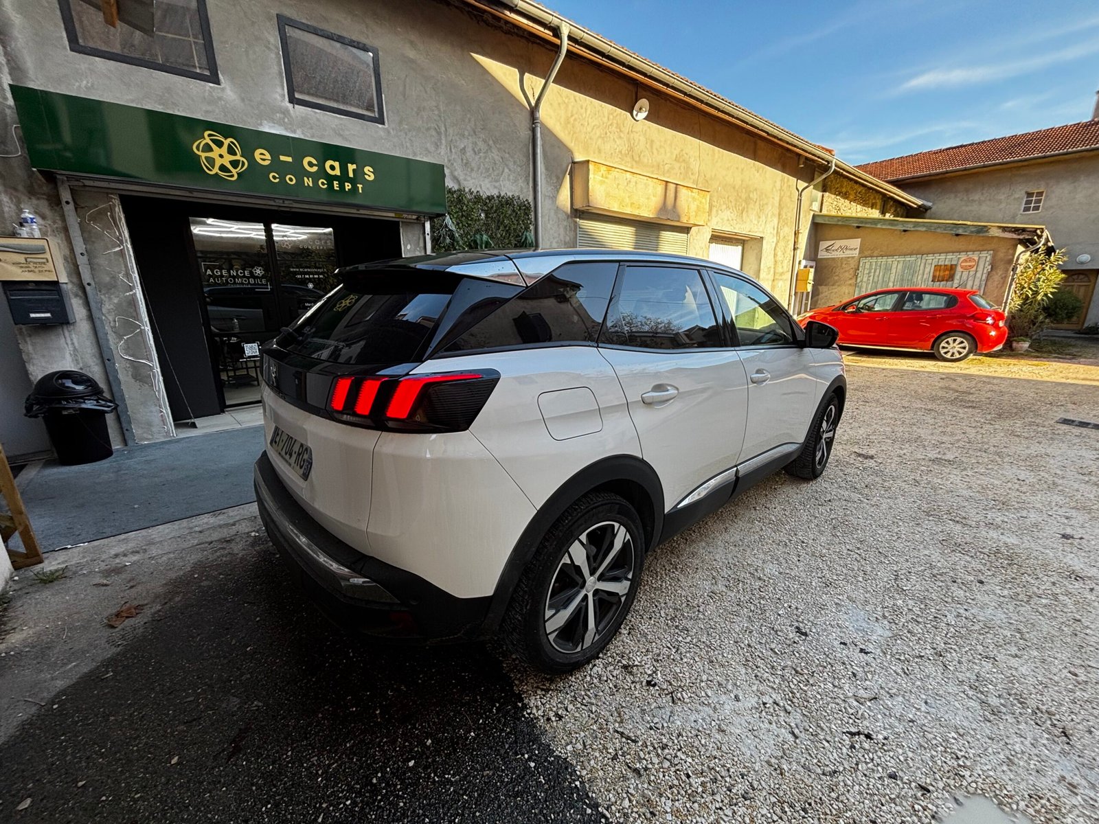 PEUGEOT 3008 II 1.2 i  S&S 130Ch “CROSSWAY”