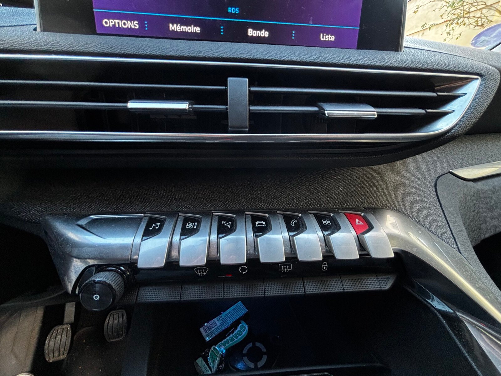 PEUGEOT 3008 II 1.2 i  S&S 130Ch “CROSSWAY”