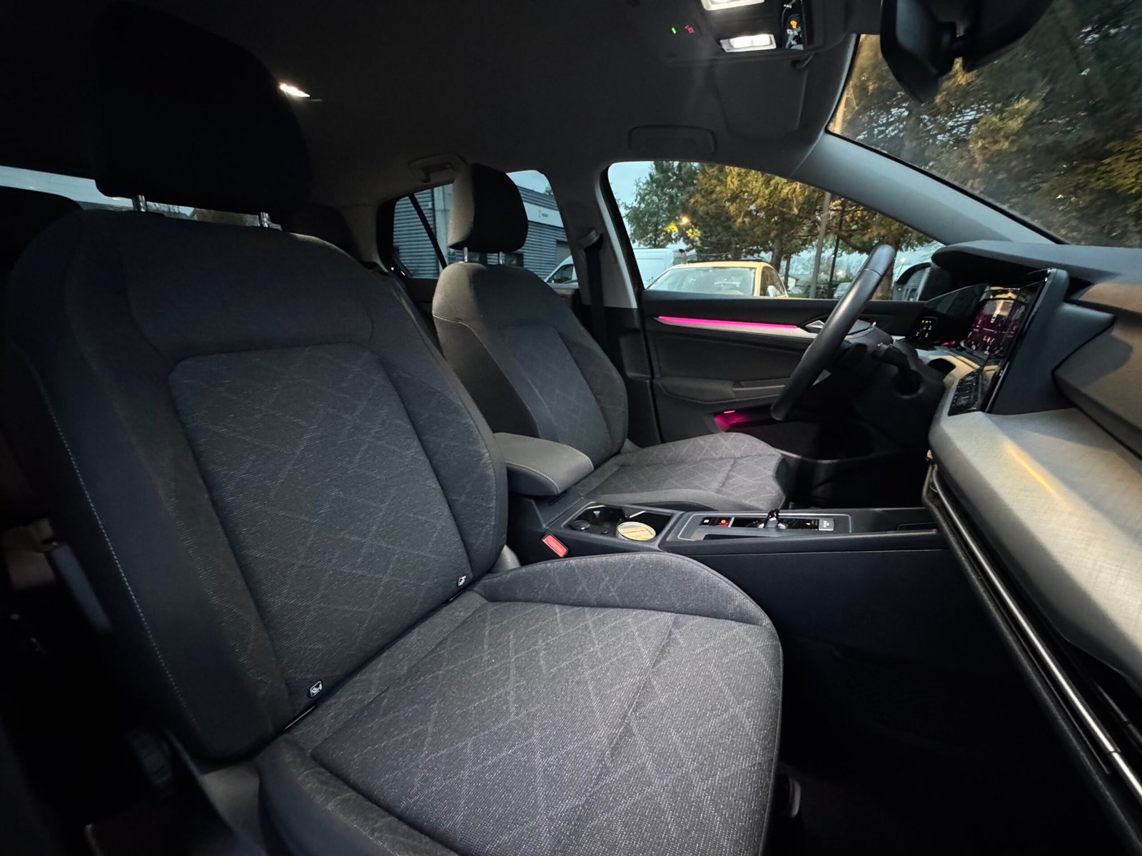 Volkswagen Golf VIII Life Business