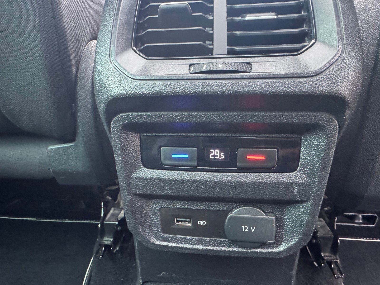 VOLKSWAGEN Tiguan II 1.5 TSI 16V GPF DSG7 150 cv Boîte auto