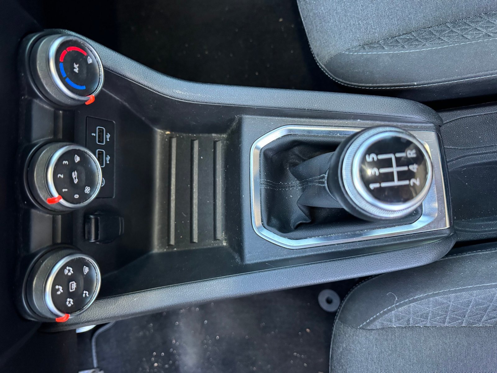 RENAULT Clio V 5 Portes 1.0 TCe 12V S&S 100 cv