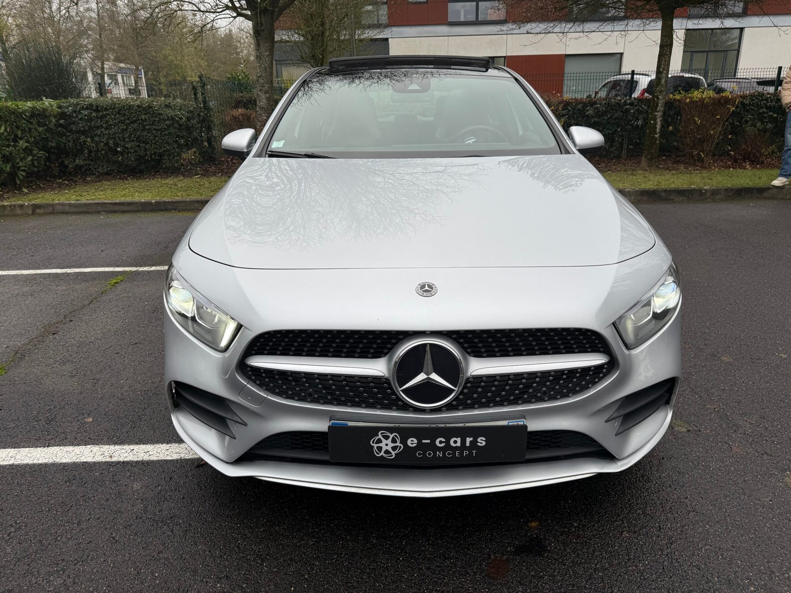 Mercedes-Benz Classe A 250e Toit ouvrant AMG Line 1.3 Ti 16V 218cv Boîte auto