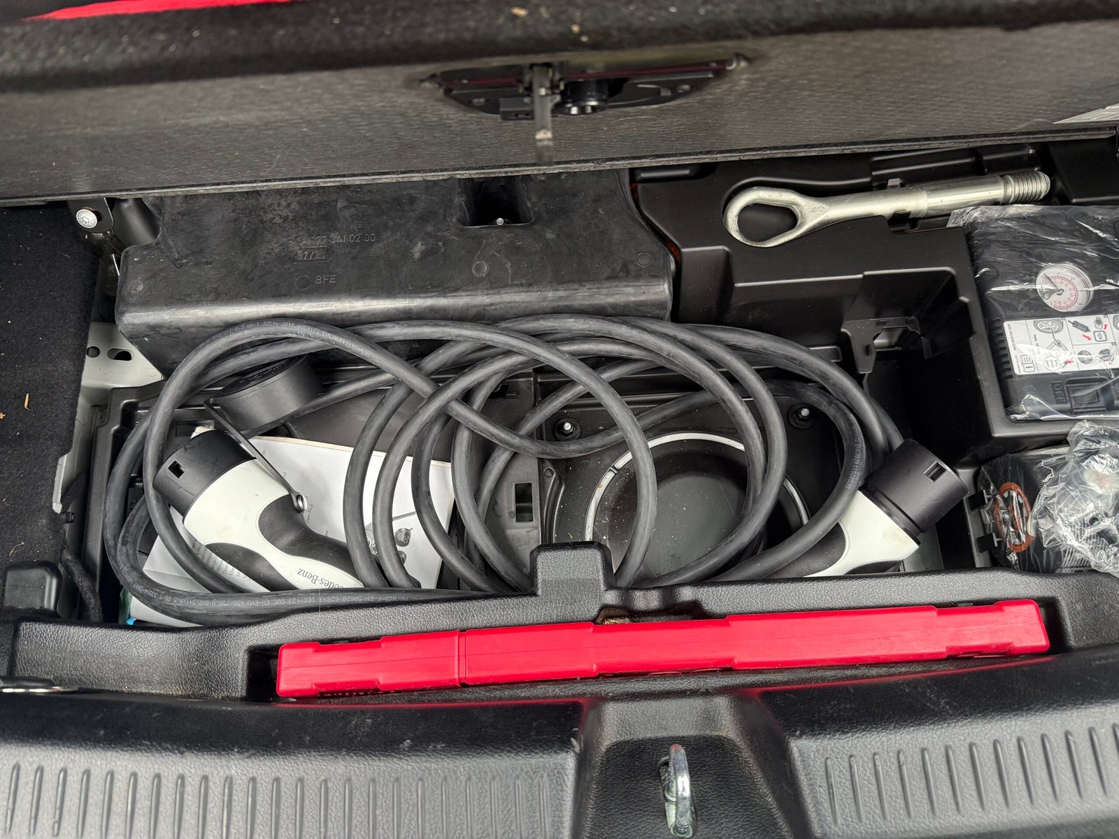 Mercedes-Benz Classe A 250e Toit ouvrant AMG Line 1.3 Ti 16V 218cv Boîte auto