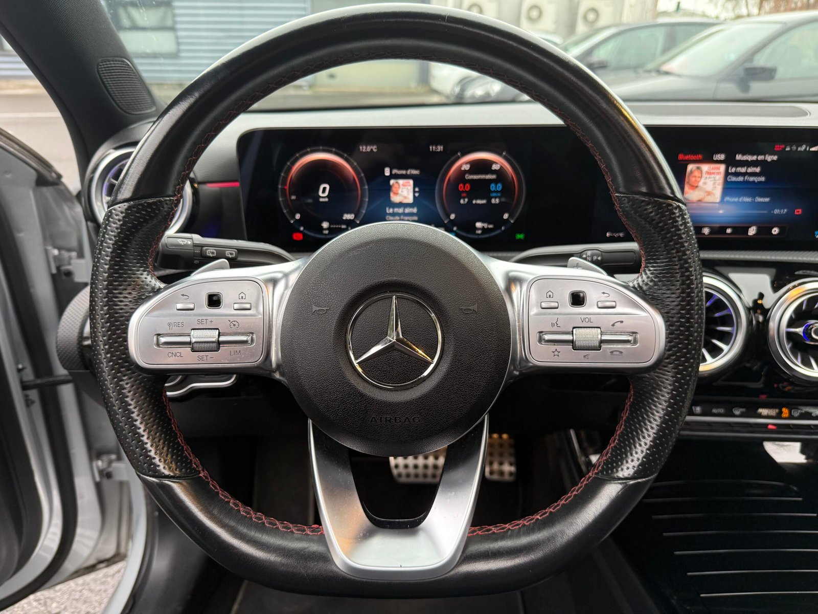 Mercedes-Benz Classe A 250e Toit ouvrant AMG Line 1.3 Ti 16V 218cv Boîte auto