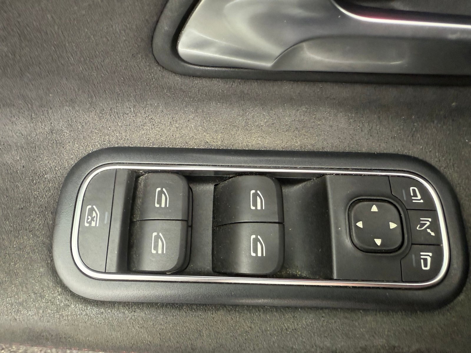 Mercedes-Benz Classe A 250e Toit ouvrant AMG Line 1.3 Ti 16V 218cv Boîte auto