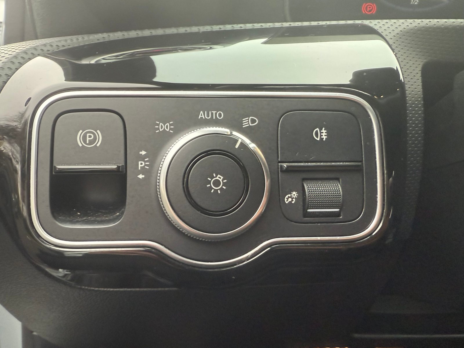 Mercedes-Benz Classe A 250e Toit ouvrant AMG Line 1.3 Ti 16V 218cv Boîte auto